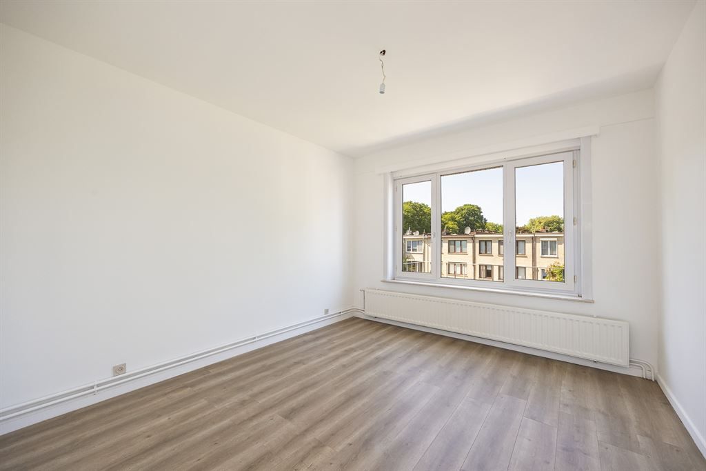Lichtrijk appartement tussen het groen foto 8