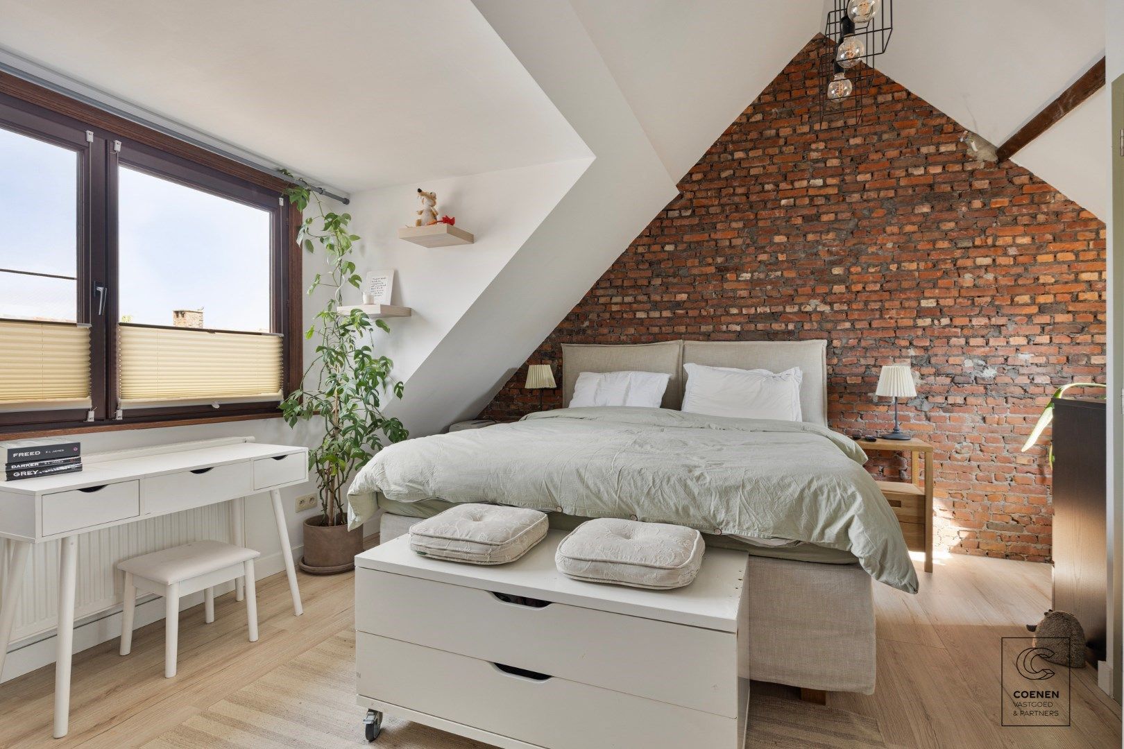 Charmante gezinswoning van 126m² en 3 slaapkamers op TOPlocatie te Luchtbal! foto 13