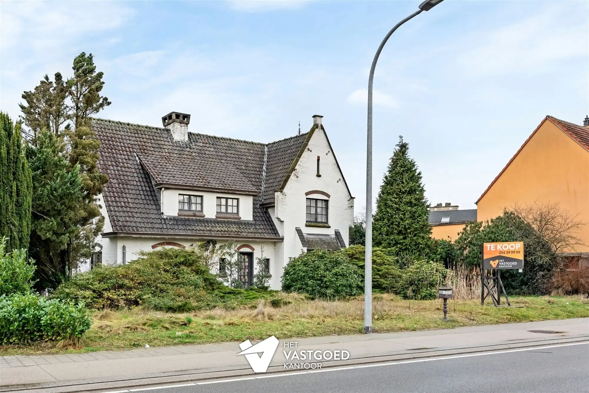 PRACHTIGE, STATIGE WONING IN CENTRUM MET ENORM POTENTIEEL foto 31