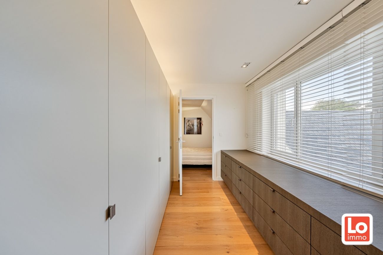 IN OPTIE! Mooie villa met prachtige tuin en zwembad foto 17