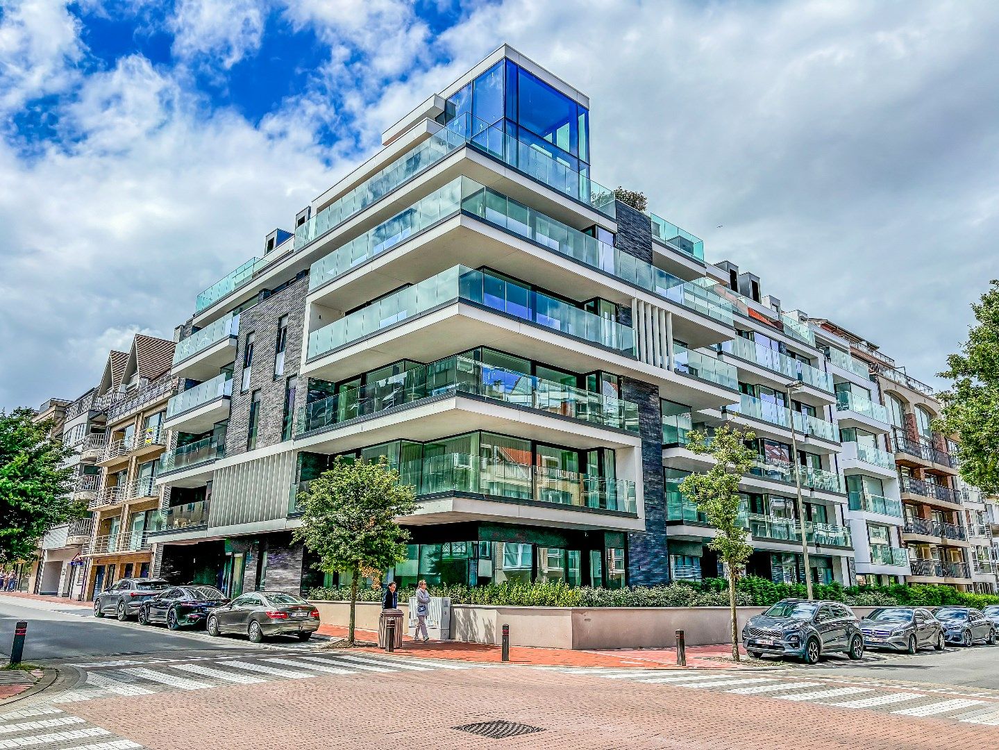 Nieuw gelijkvloers appartement met tuin in een modern hoekgebouw gelegen in de Leopoldlaan.   foto 3