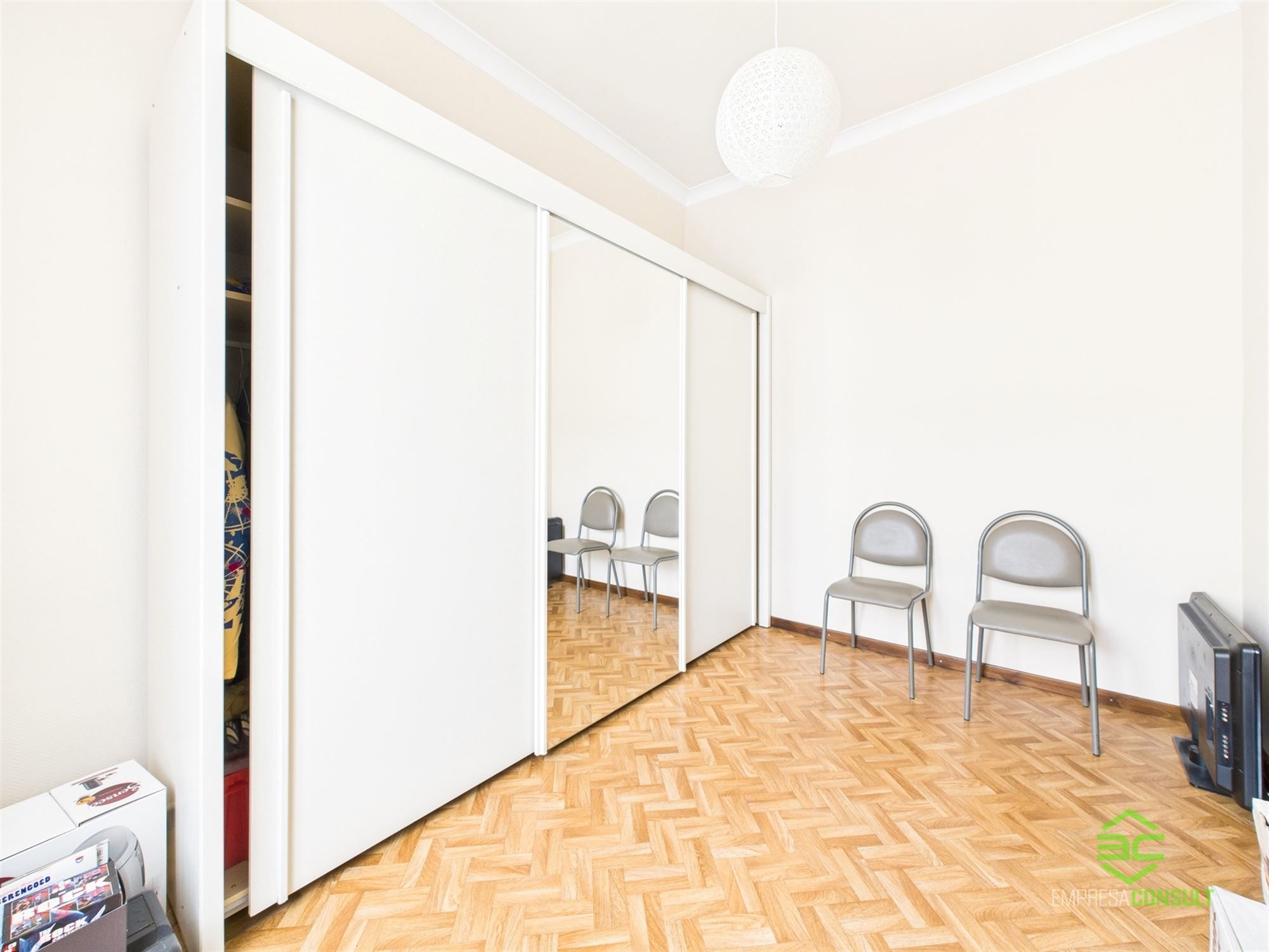 Ruime burgerwoning met groot achtergelegen magazijn! foto 25