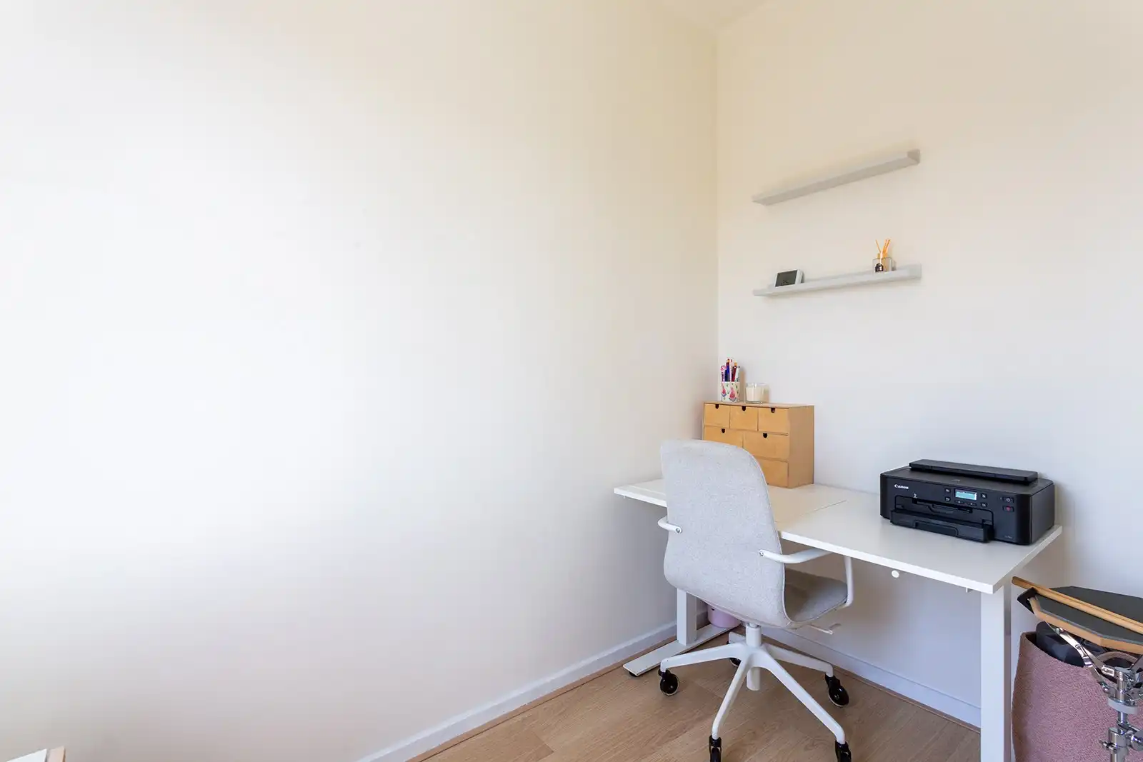 Instapklaar appartement met twee slaapkamers in Wilrijk foto 22