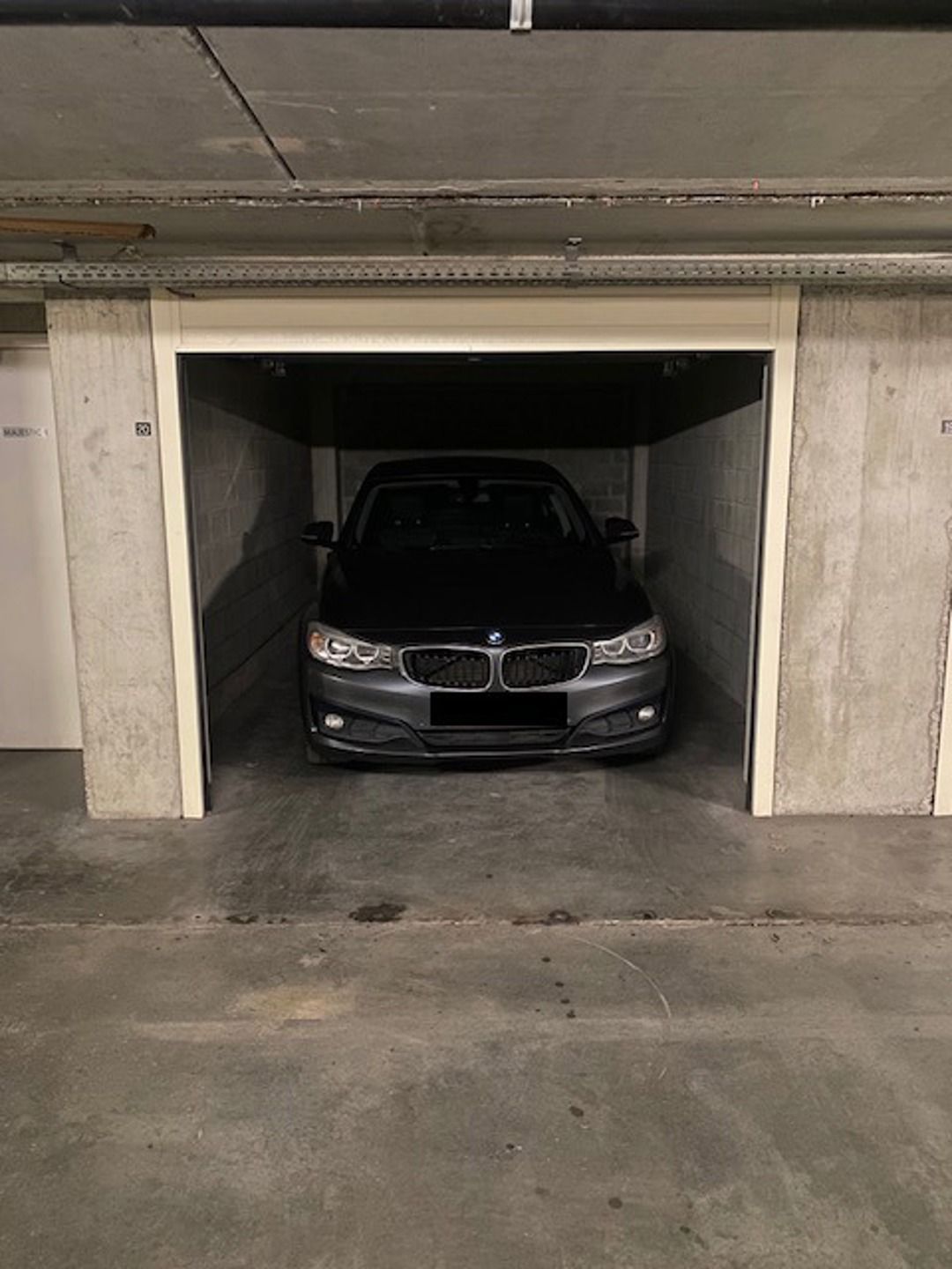 Makkelijke garagebox 39 te Knokke Zoute in de Majestic III. foto {{pictureIndex}}
