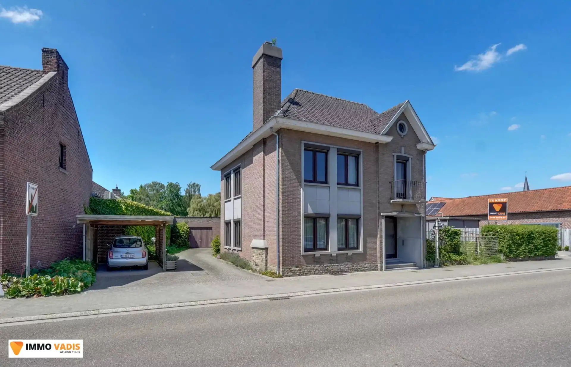 Ruime gezinswoning met 3 slaapkamers, garage en tuin foto 13