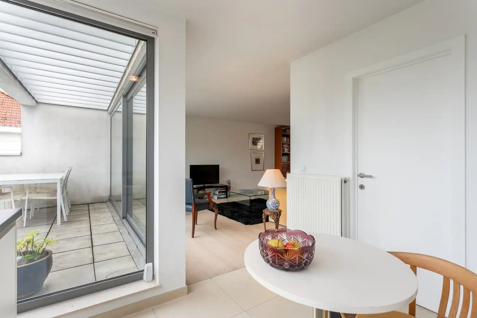Instapklaar duplex app. met garageboxen te Beersel foto 7