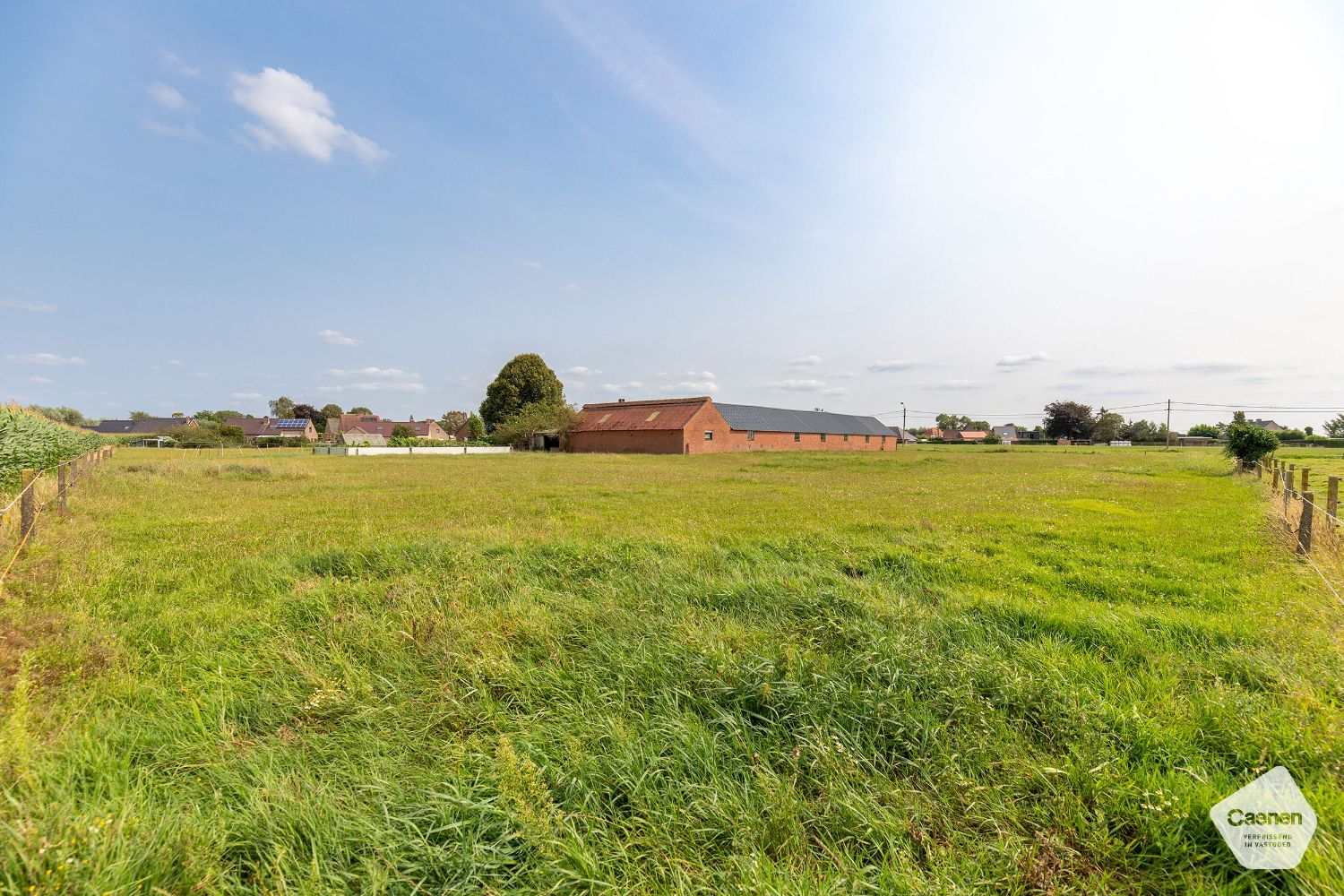 Exclusieve landelijke woning op een mooi perceel van 19869 m² en magnifieke bijgebouwen van bij benadering 1000 m² foto 16