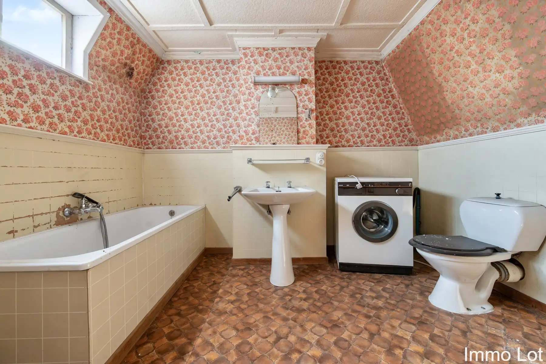 Te renoveren woning met 4 slpk, garage en tuin in Berlare foto 17