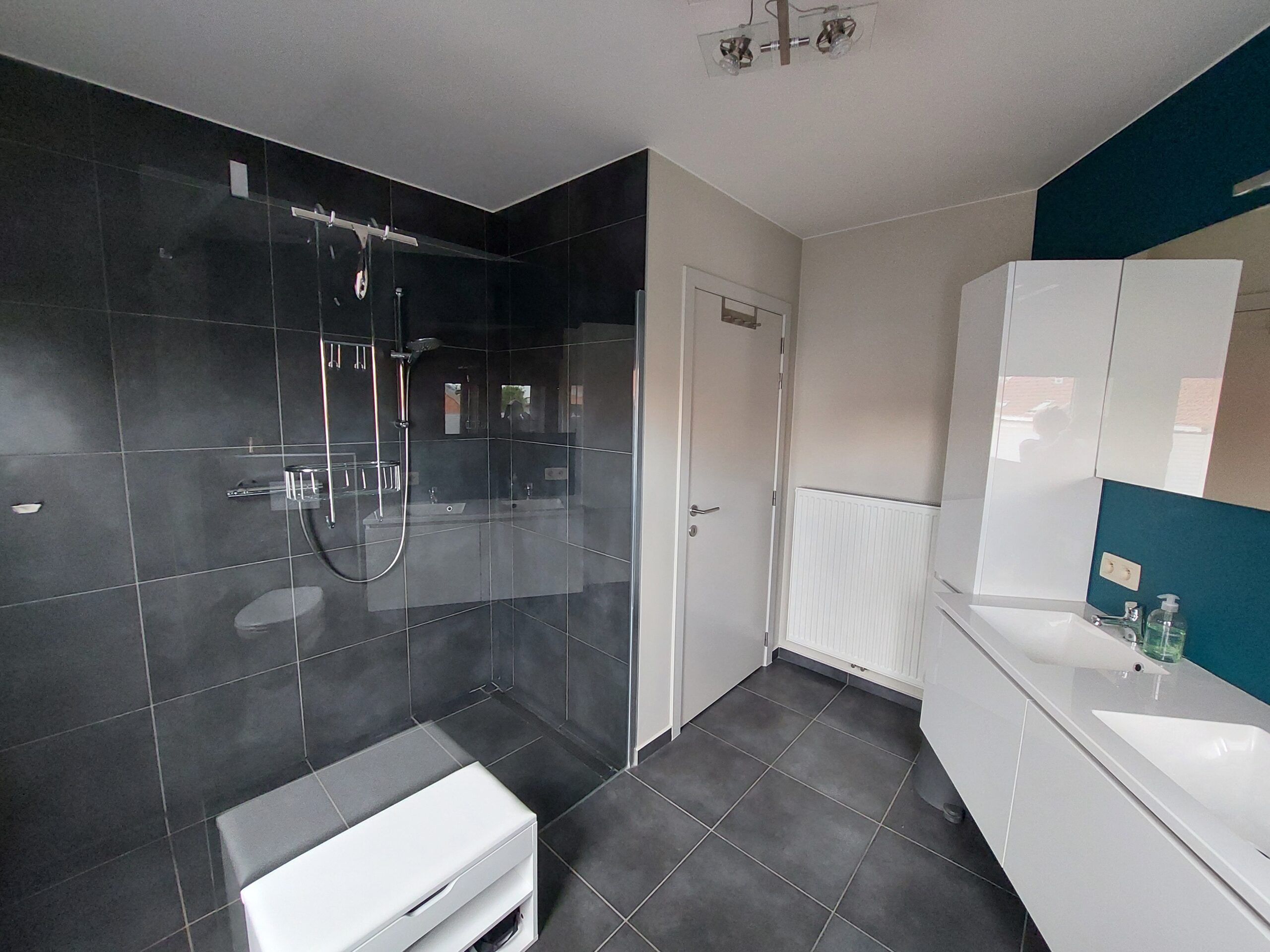 Instapklare energiezuinige woning met garage in Beveren-centrum foto 18