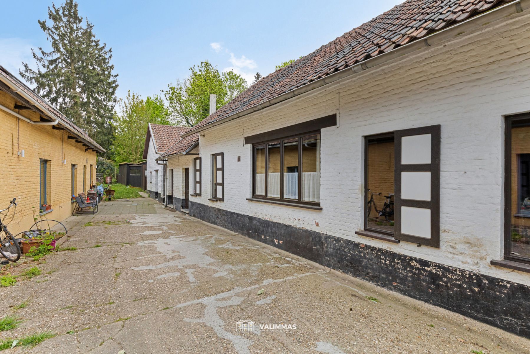 Uniek gelegen charmante en landelijke woning met garage... foto 4