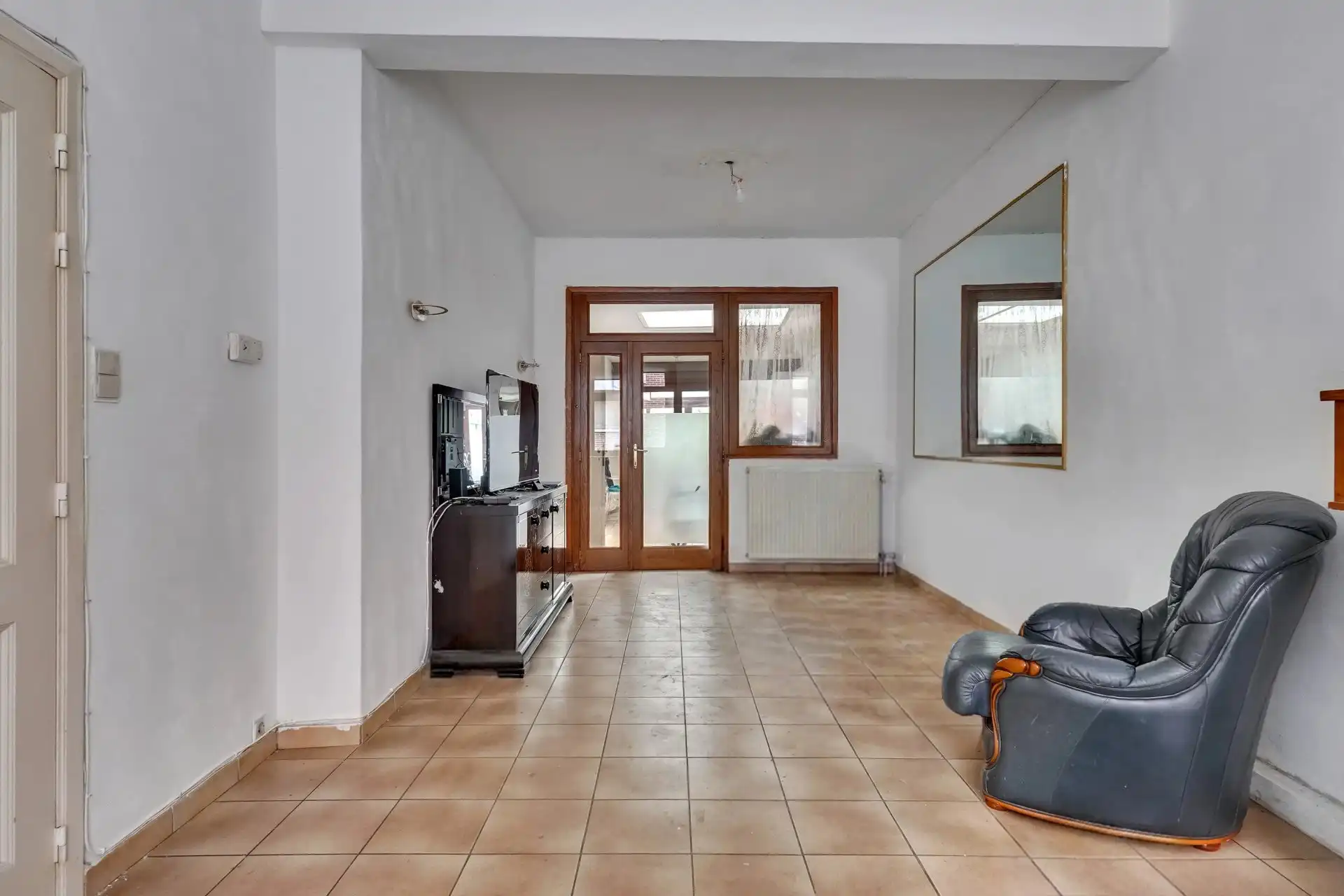 Authentiek herenhuis, klaar voor een renovatie. foto 4