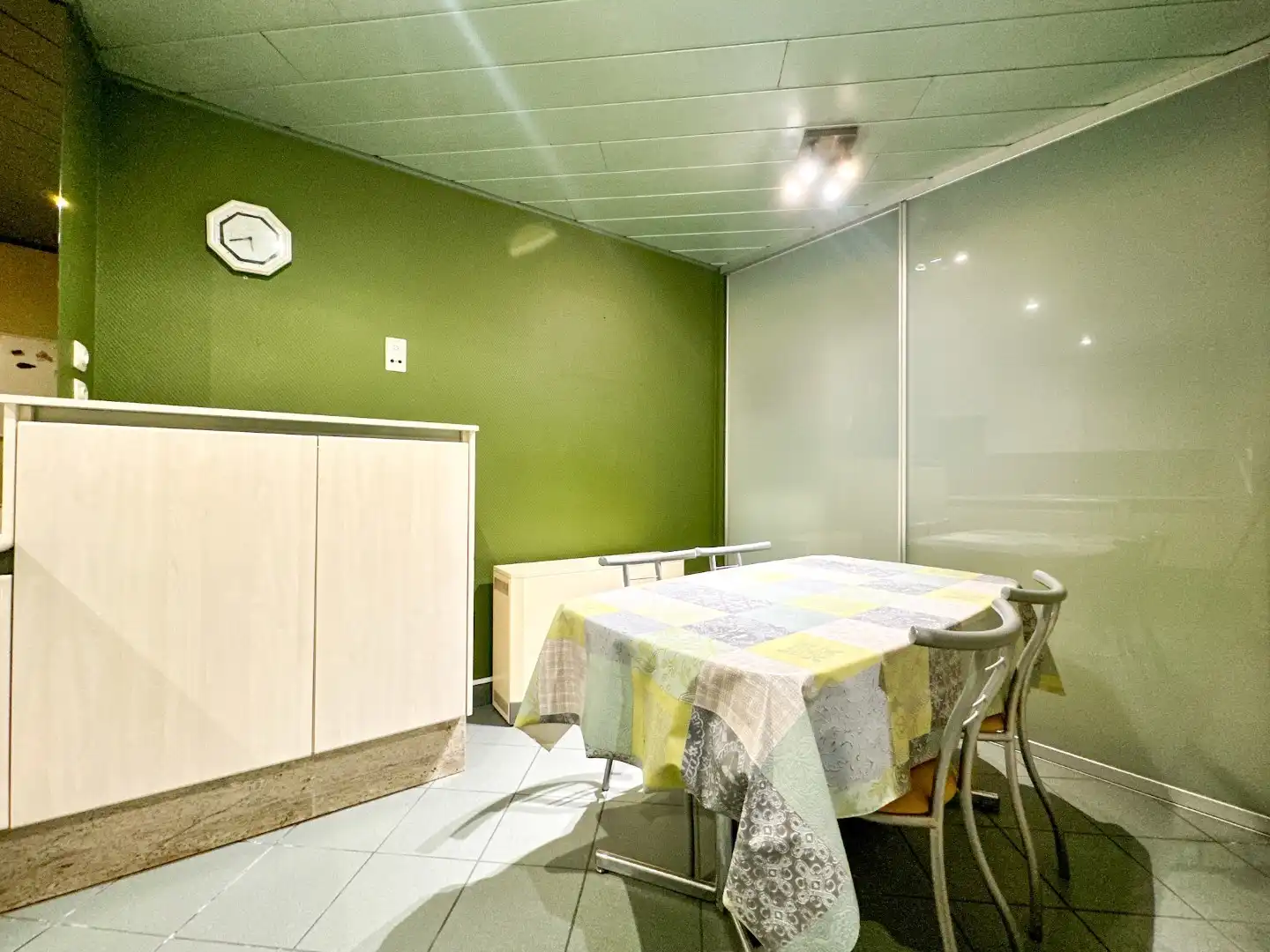 Handelpand met winkel, atelier en woonst, commerciële ligging, Torhout foto 8