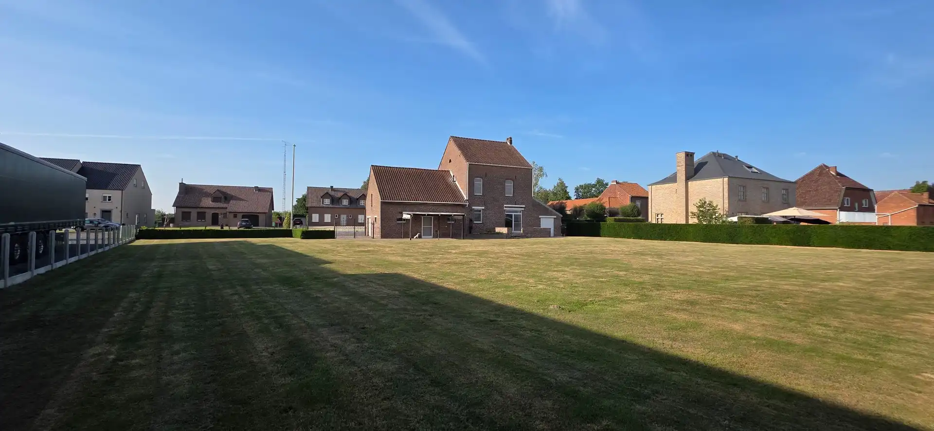 Gunstig gelegen goed onderhouden hoevewoning foto 28