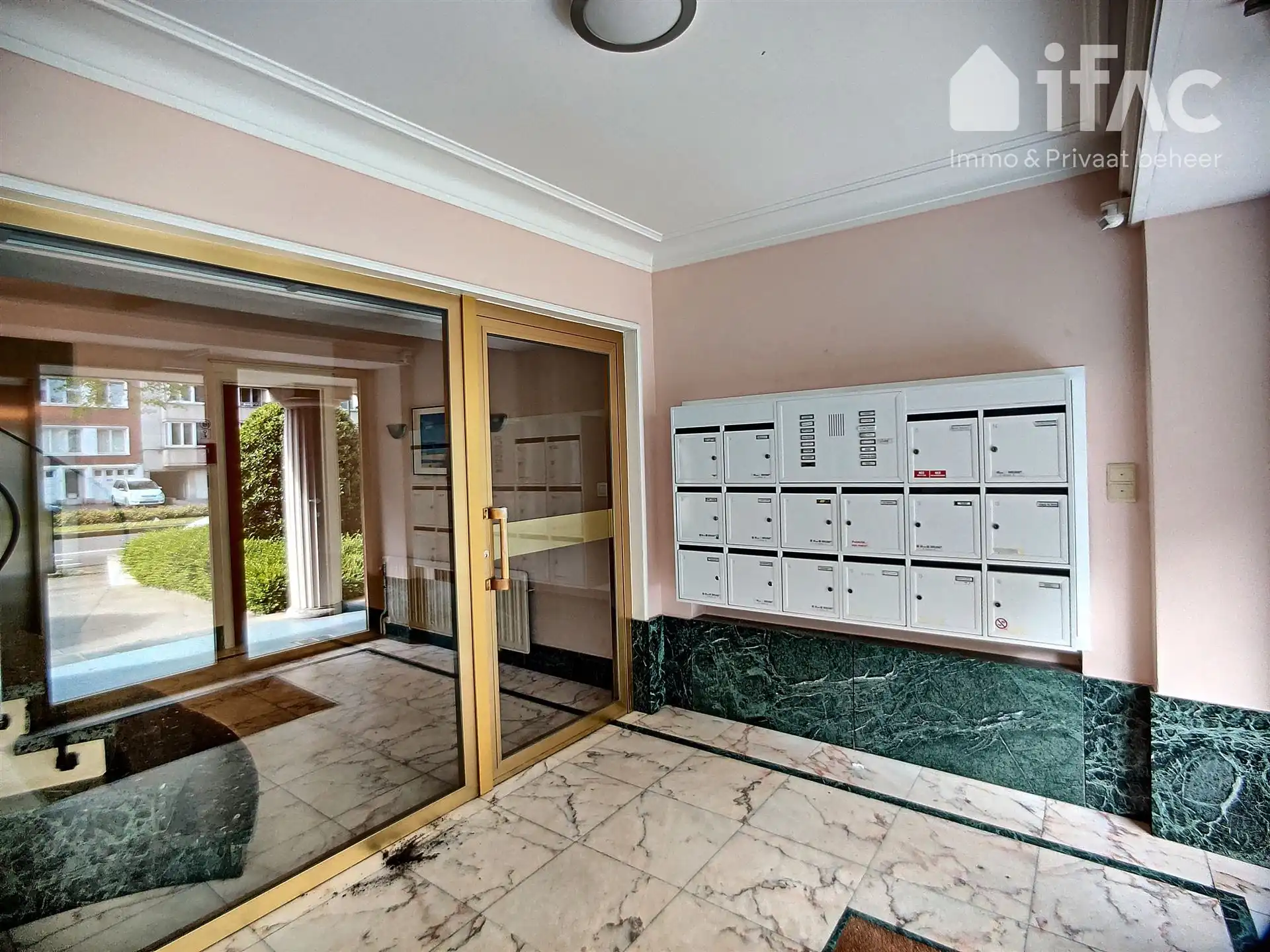 Charmant 3 slaapkamer appartement vlakbij metrostation foto 15