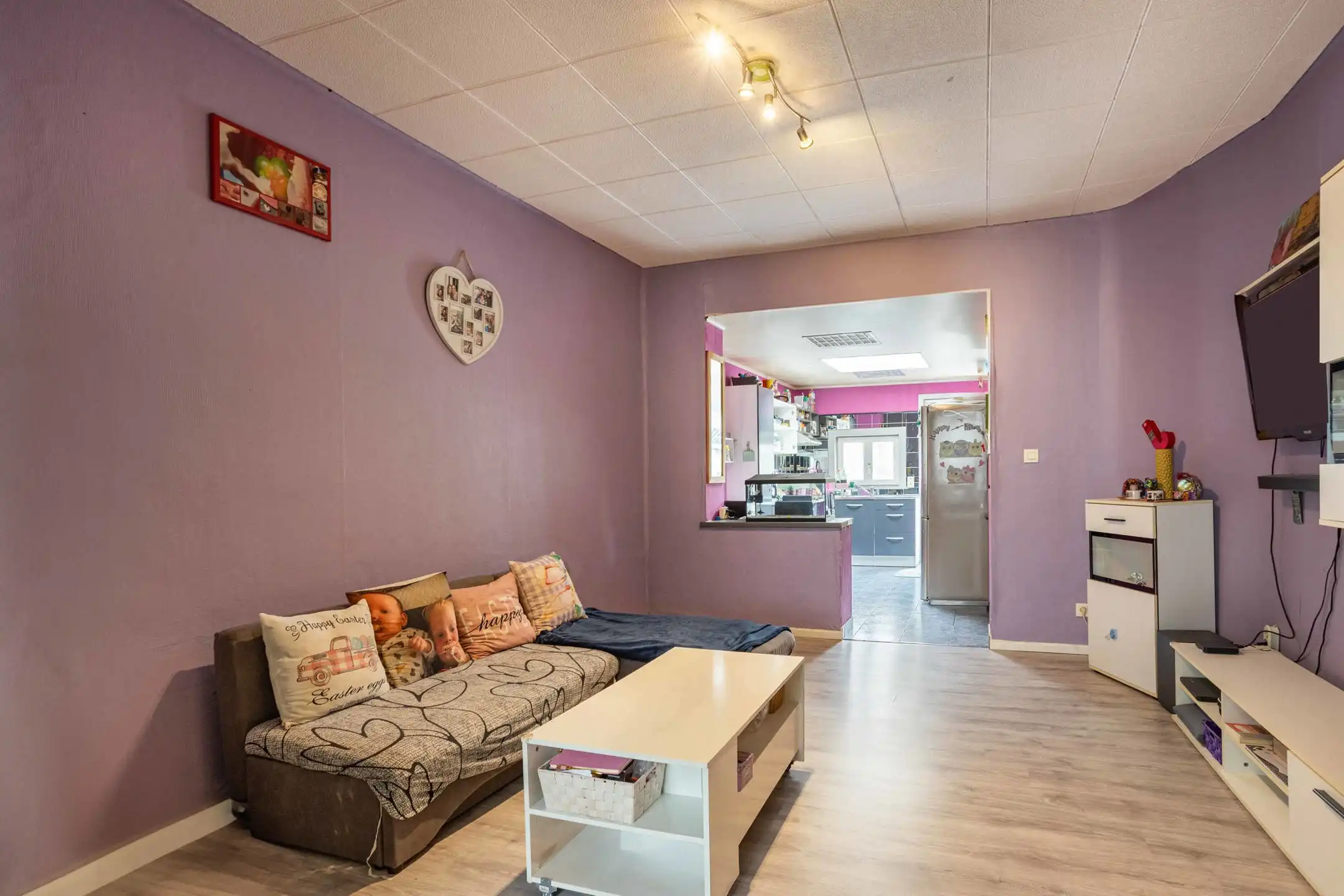 Instapklare rijwoning met garage op rustige locatie in Ronse foto 7