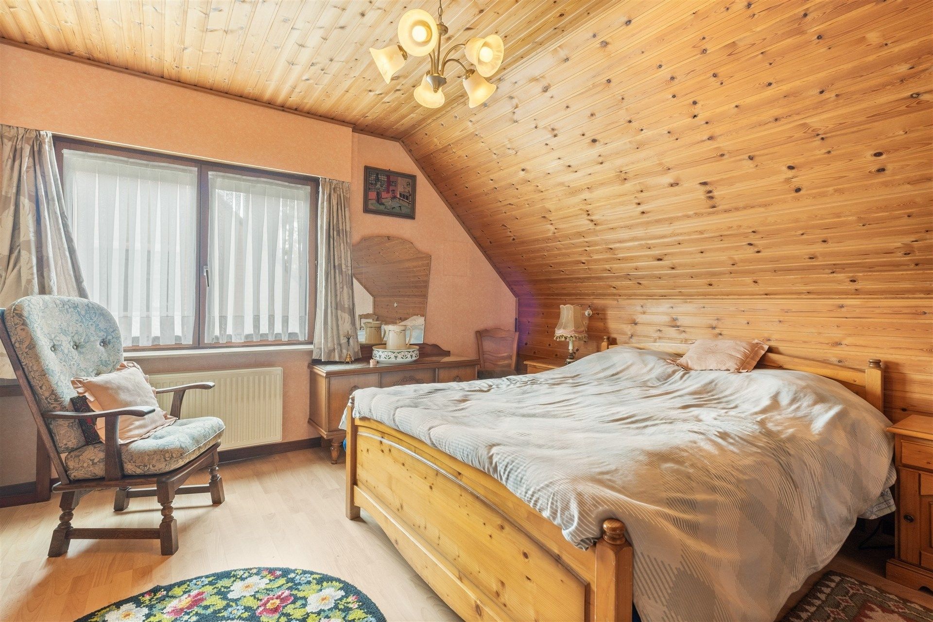 Halfopen bebouwing op zeer centrale ligging. foto 17