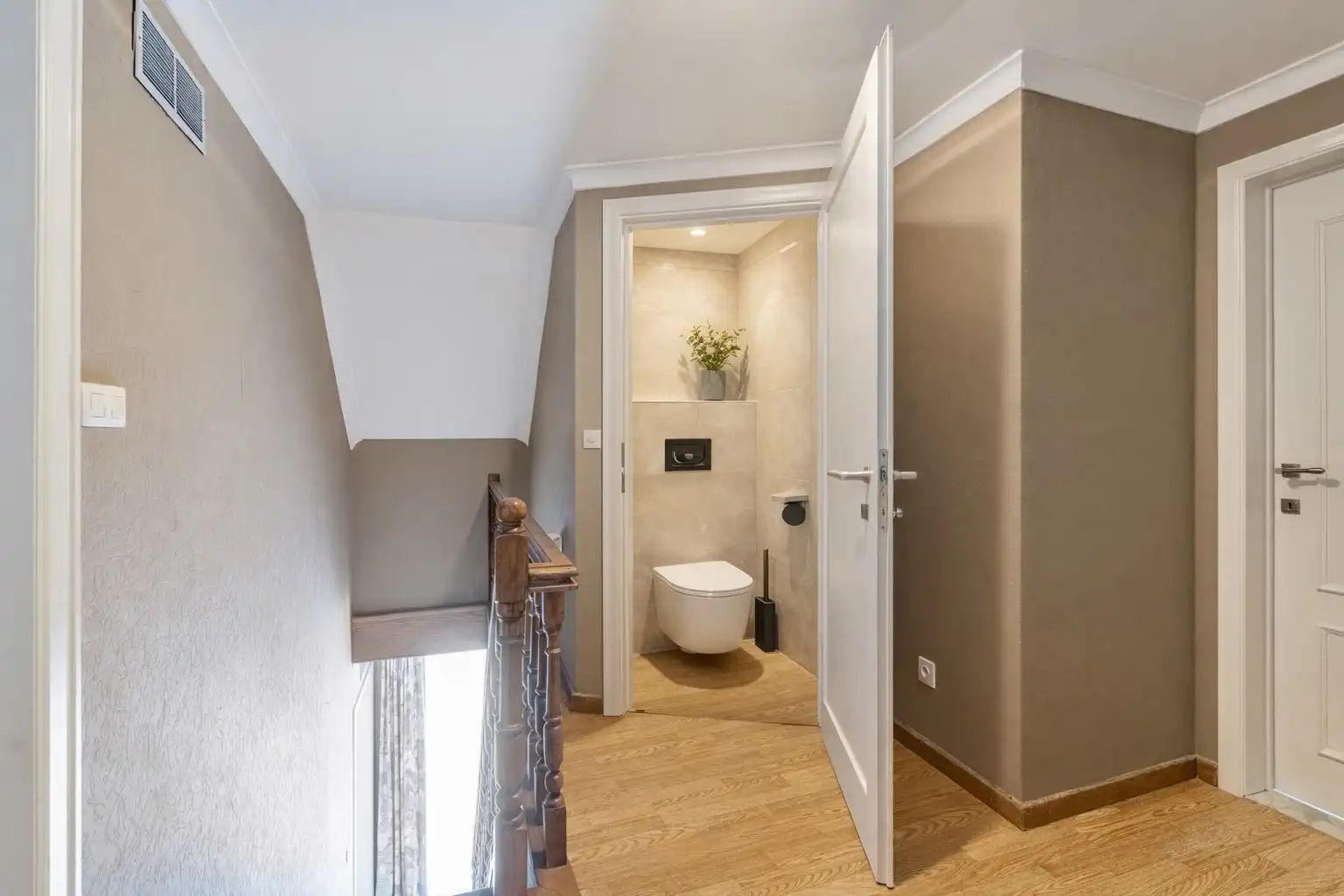 Comfortabele woning met sterke energieprestatie (label A), in landelijk woongebied. foto 32