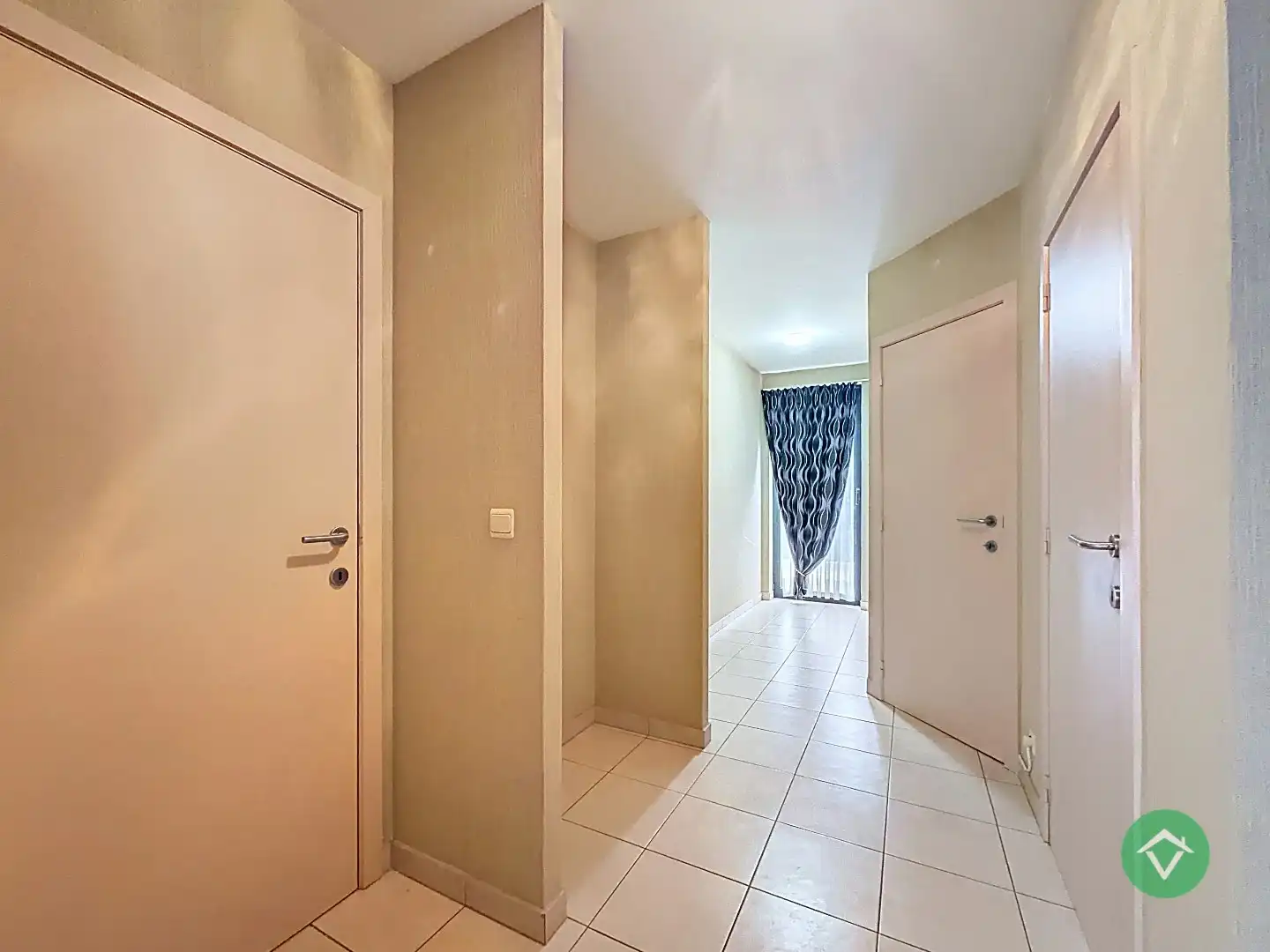 Appartement met 2 slaapkamers en 2 terrassen te Koekelare foto 8