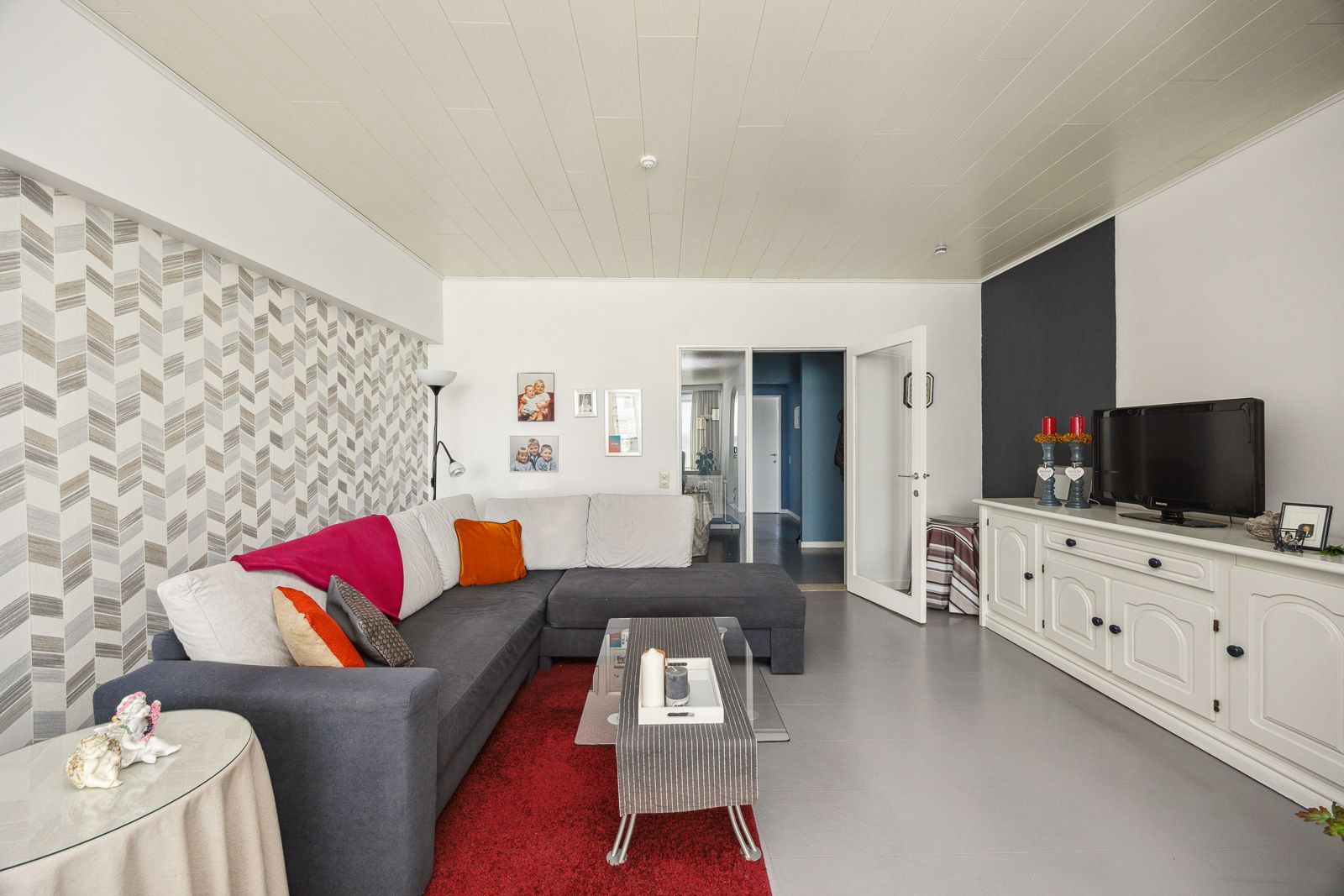 Instapklaar appartement met garagebox in Kapellen ! foto 9