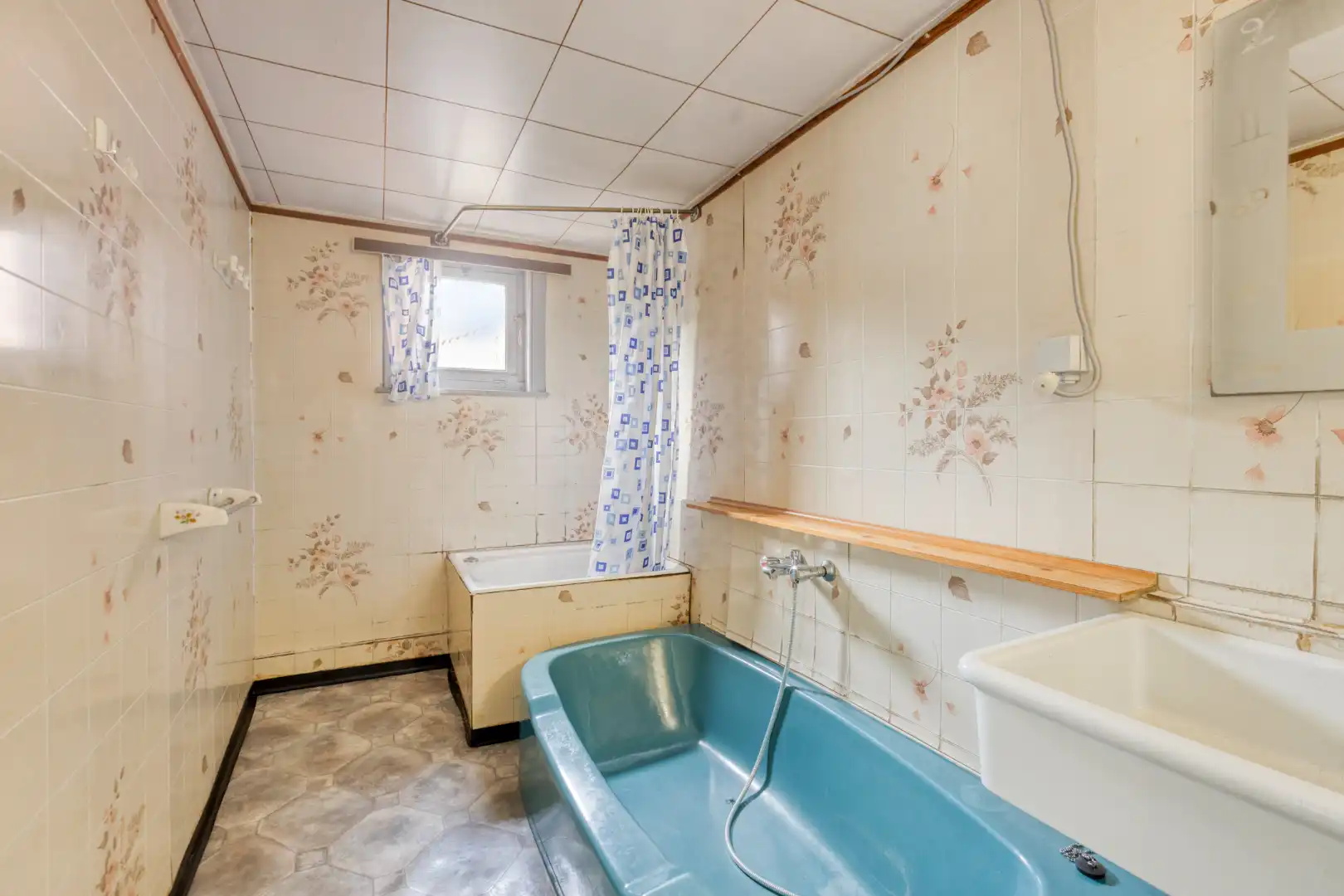 Te renoveren woning met 3 slaapkamers en ruime tuin op 1.065 m² te OLV Olen !  foto 8