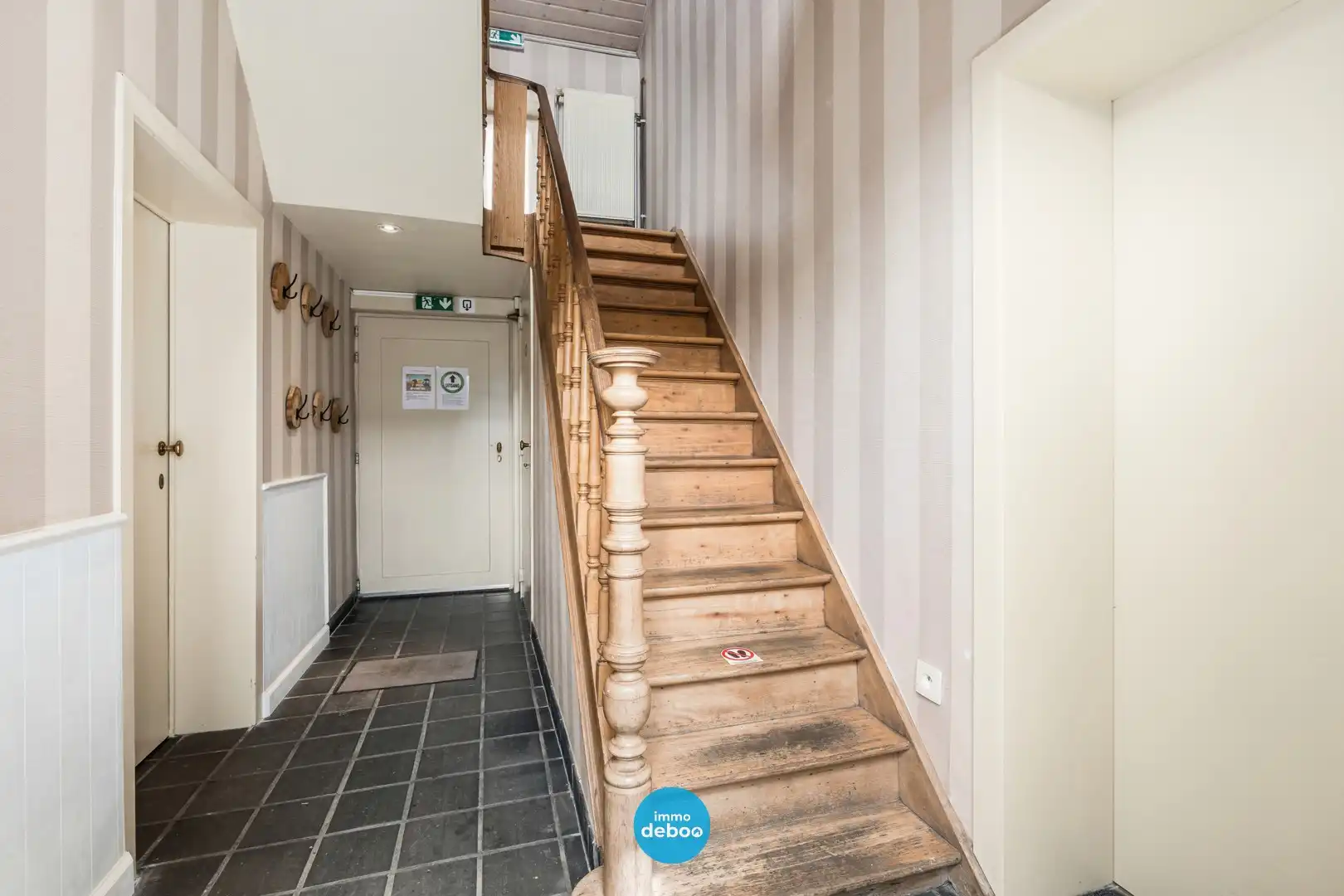 Uitzonderlijk ruime polyvalente woning met zuidgerichte tuin foto 19