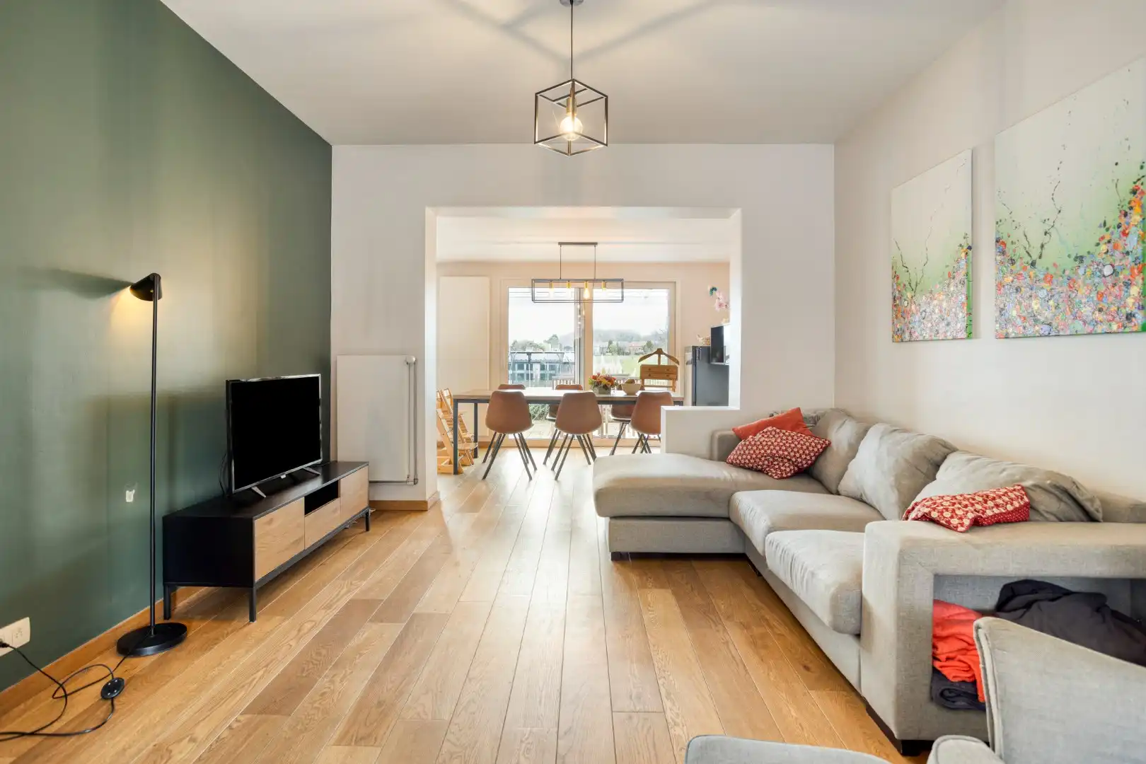 Woning met 4 slaapkamers, 2 badkamers, tuin, terras en autostaanplaats in Kessel-Lo! – EPC 206 kWh/m² - bewoonbare opp. 148 m² foto 6