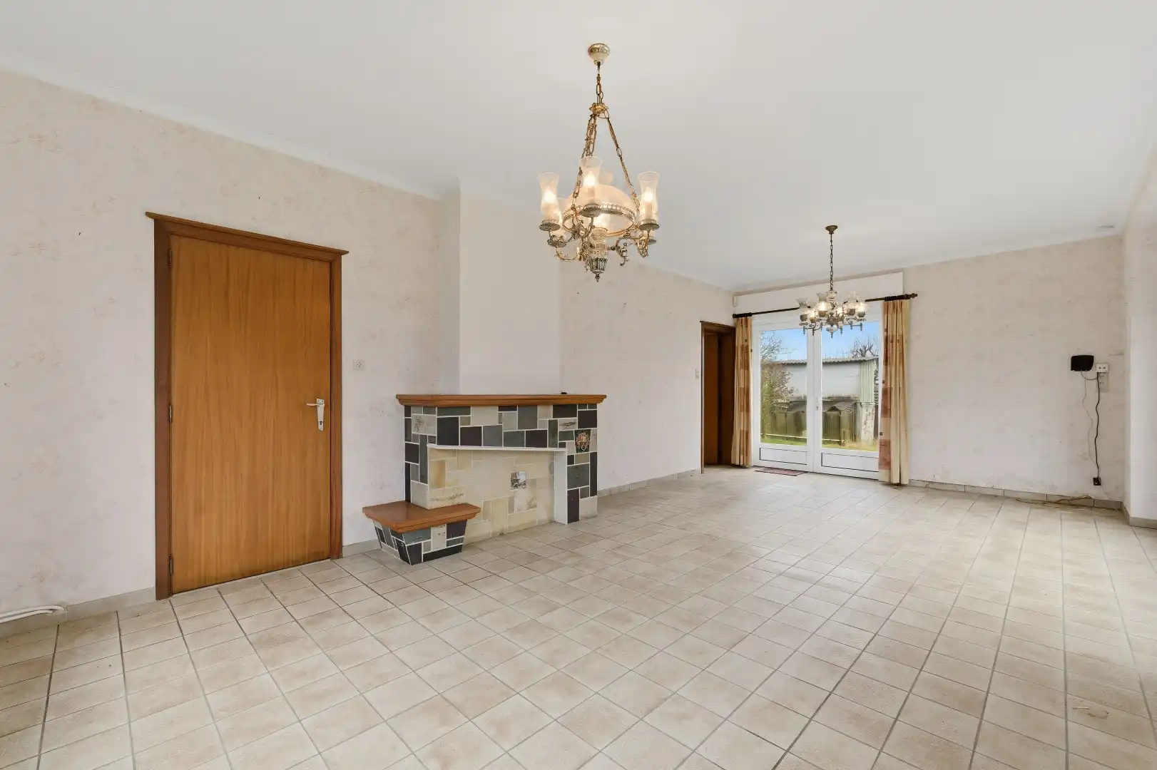 Te renoveren open bebouwing met veel ruimte en oppervlakte te Lubbeek foto 5