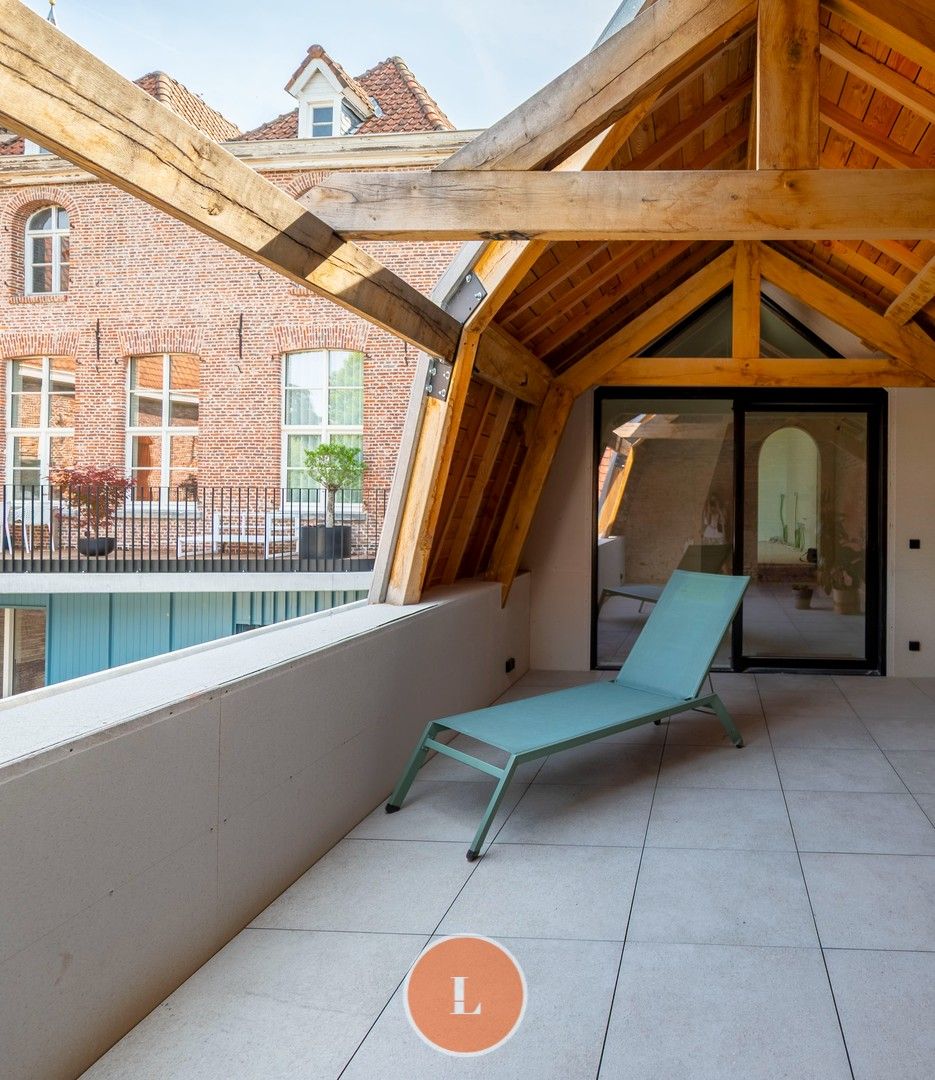 klassevol 2 slaapkamer appartement in historisch beschermd gebouw foto 19