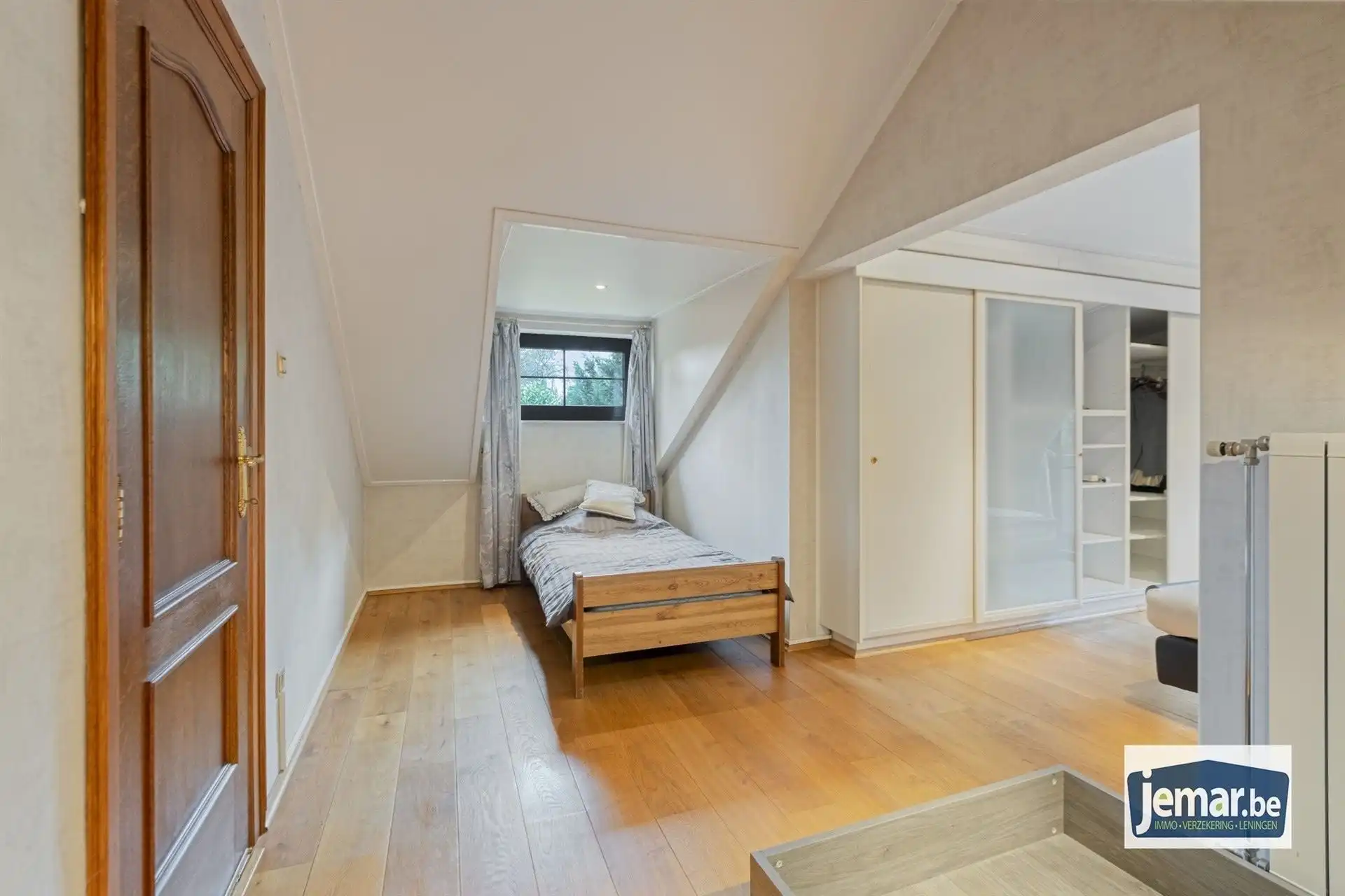 Vrijstaande villa van 306 m² op 17a95ca, gelegen vlak bij Connecterra, de toegangspoort tot het Nationaal Park Hoge Kempen, en op wandelafstand van Maasmechelen Village! foto 19