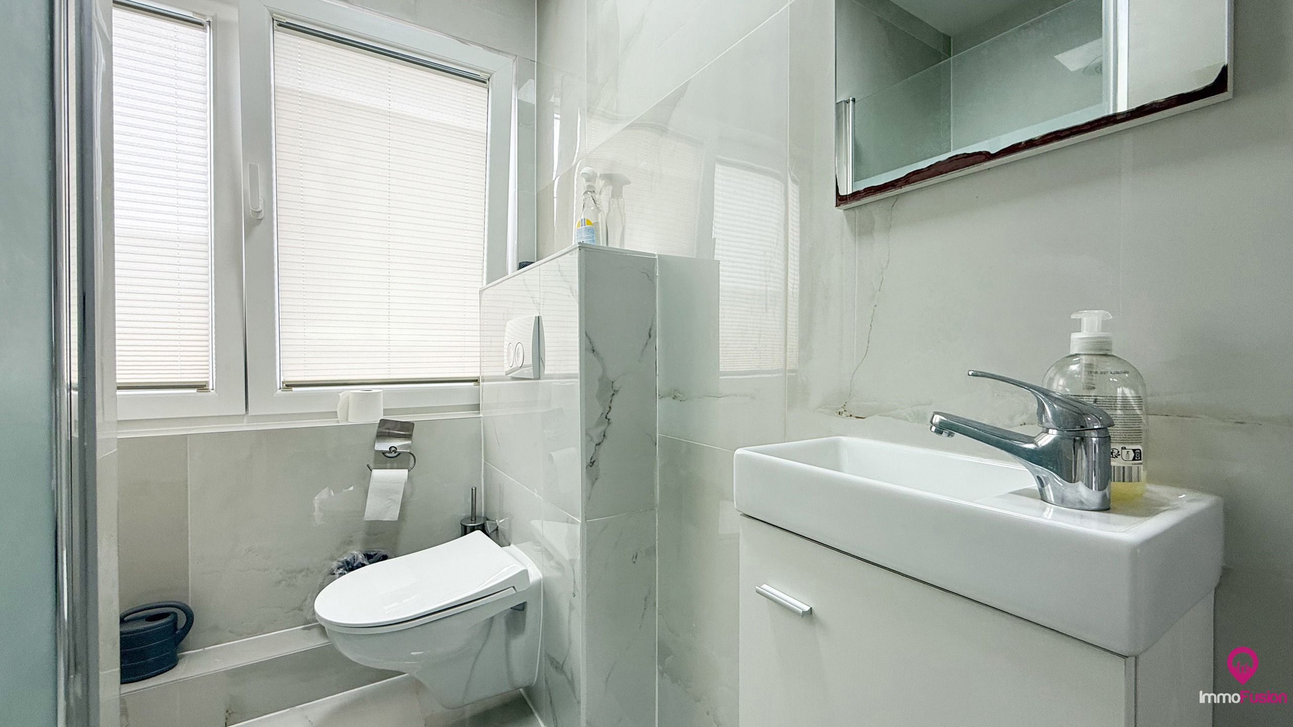 Instapklare woning met 4 slaapkamers – gerenoveerd in 2023! foto 33