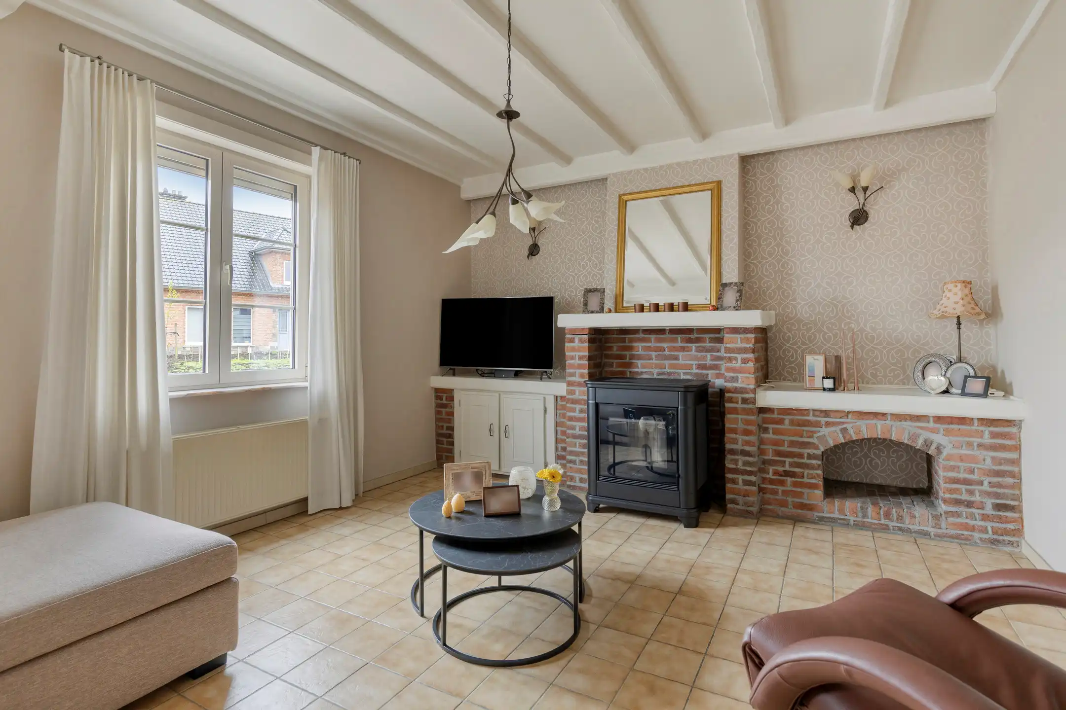 Instapklare woning met loods op 11are foto 3