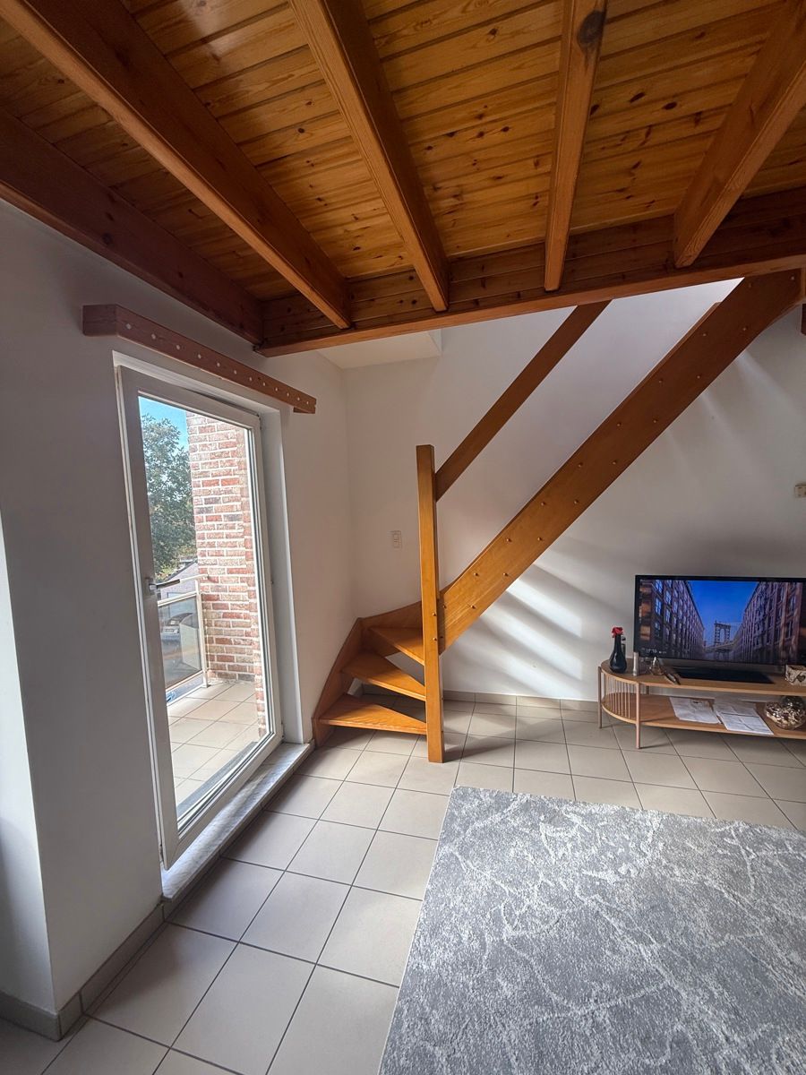 Verzorgd duplexappartement op wandelafstand van Genk foto 7