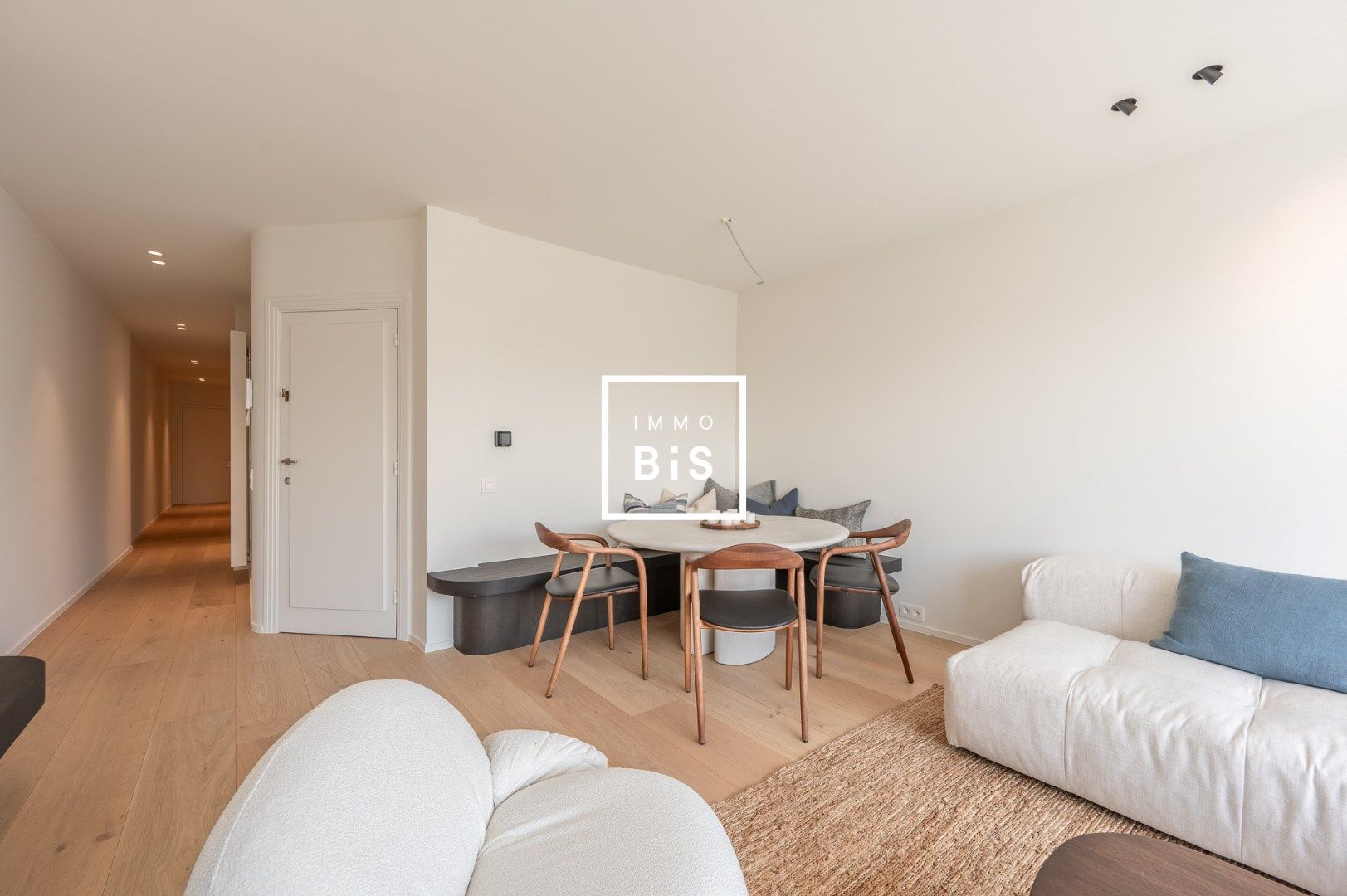 Prachtig gerenoveerd en zonovergoten appartement op toplocatie in het Zoute foto 11