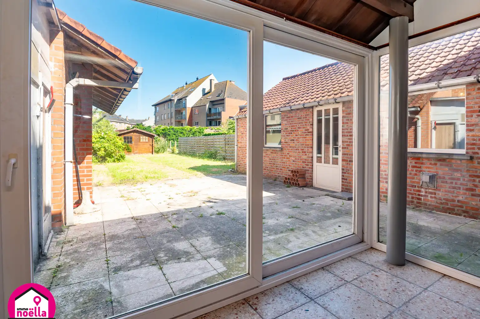 Te koop: te renoveren rijwoning op toplocatie foto 4