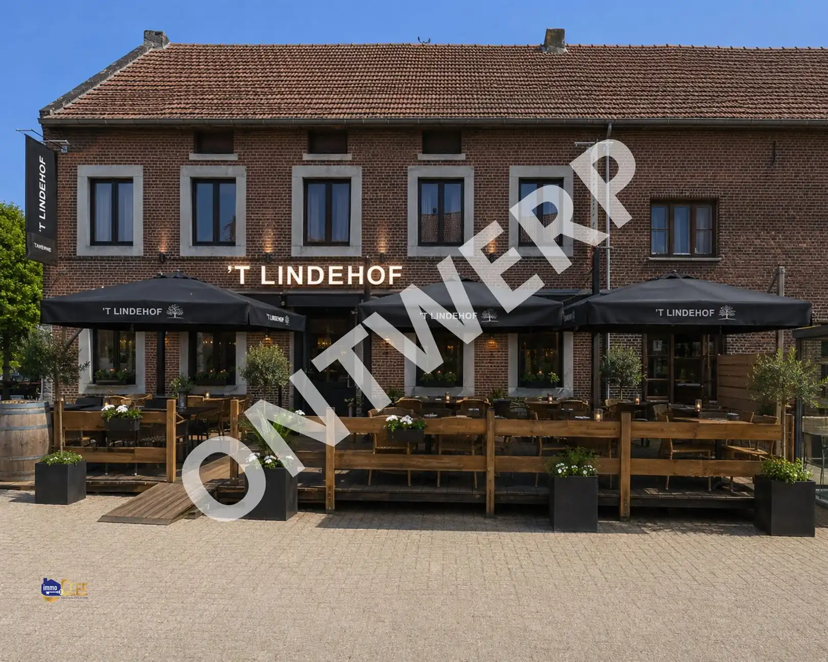 Karaktervol pand: horeca-uitbating of ruime woning foto 4
