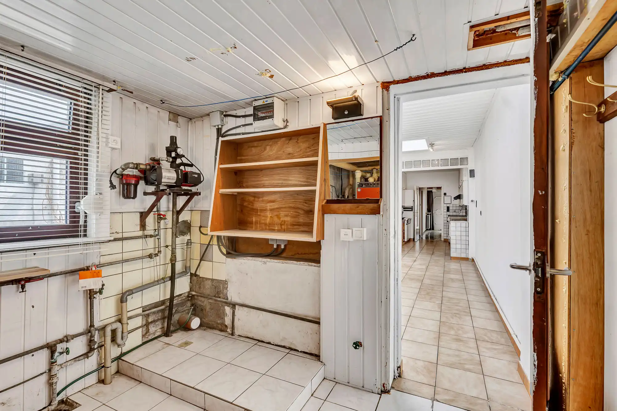 Goed onderhouden woning met garage en tuin foto 14