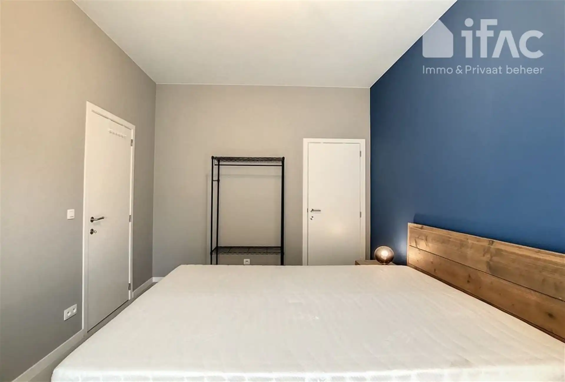 Zeer goed gelegen en gemeubeld appartement foto 8