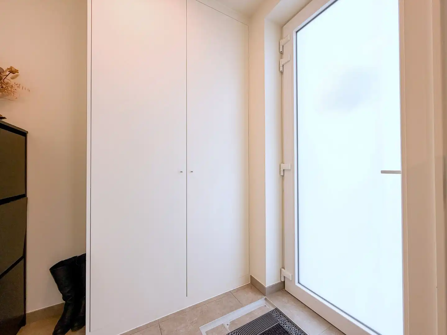 Instapklare rijwoning met 3 slpk, garage en tuin, Roeselare foto 10