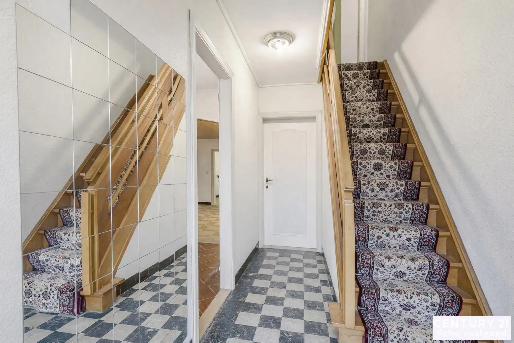 Te renoveren woning met potentieel in hartje Oud-Turnhout foto 12