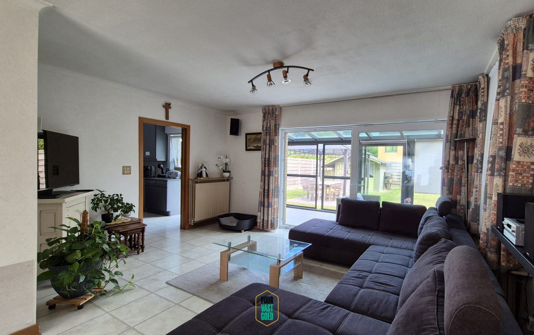 Gezellig en ruim wonen in toffe wijk foto 3