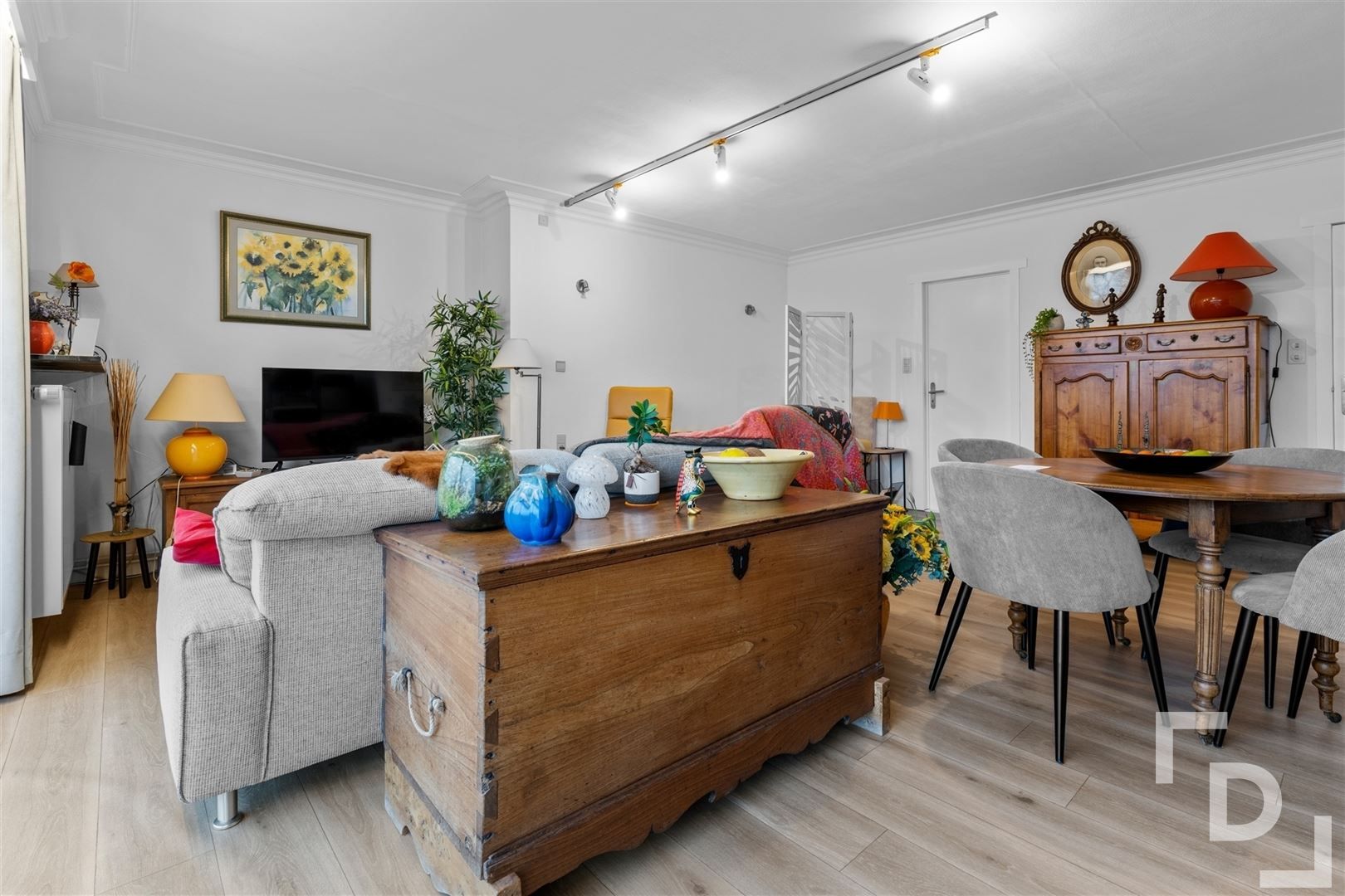 Dakappartement te koop met prachtig zicht over Heuvelland foto 6