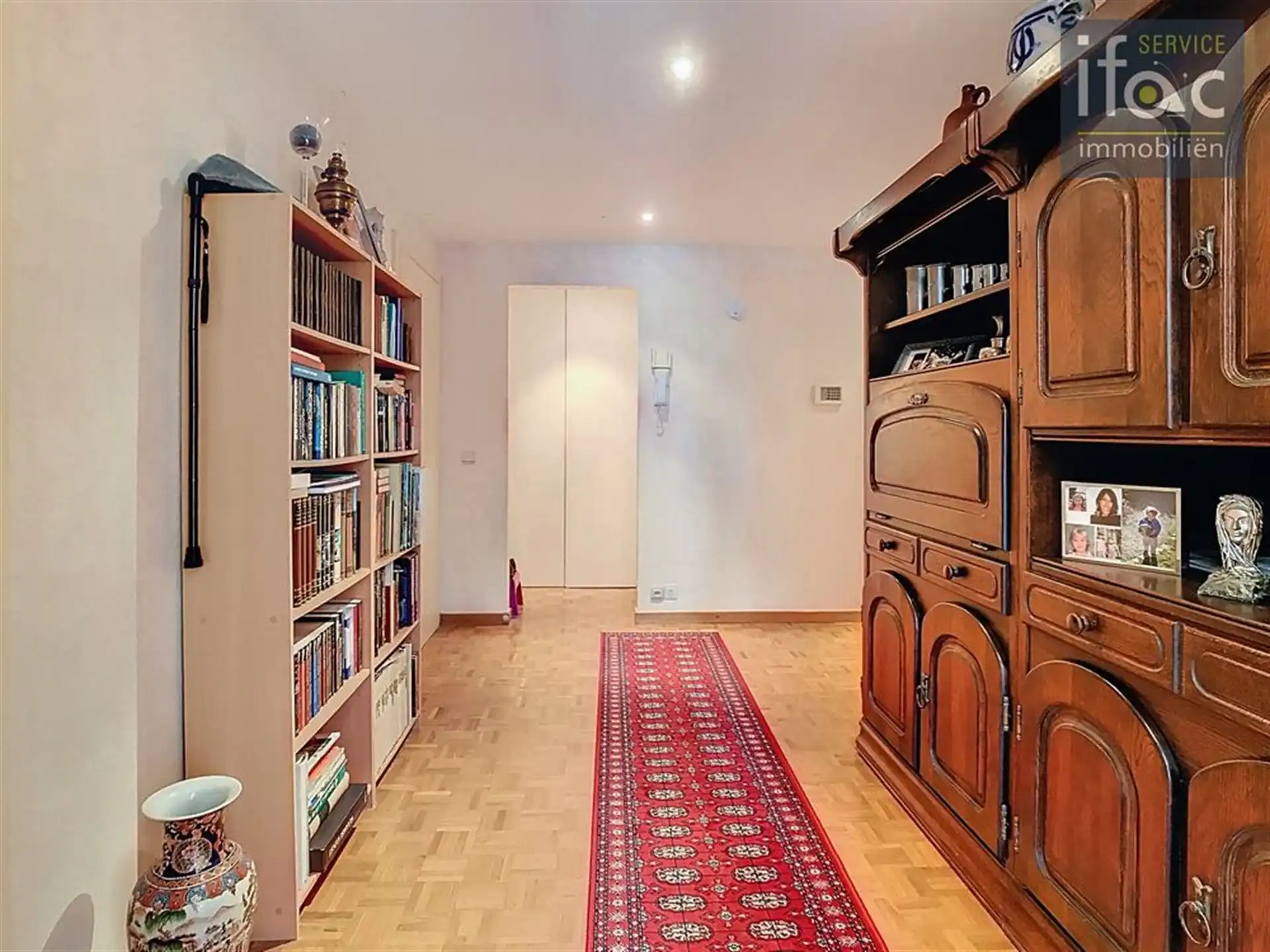 Appartement 2 slpks, ruim terras & parkeerplaats foto 3