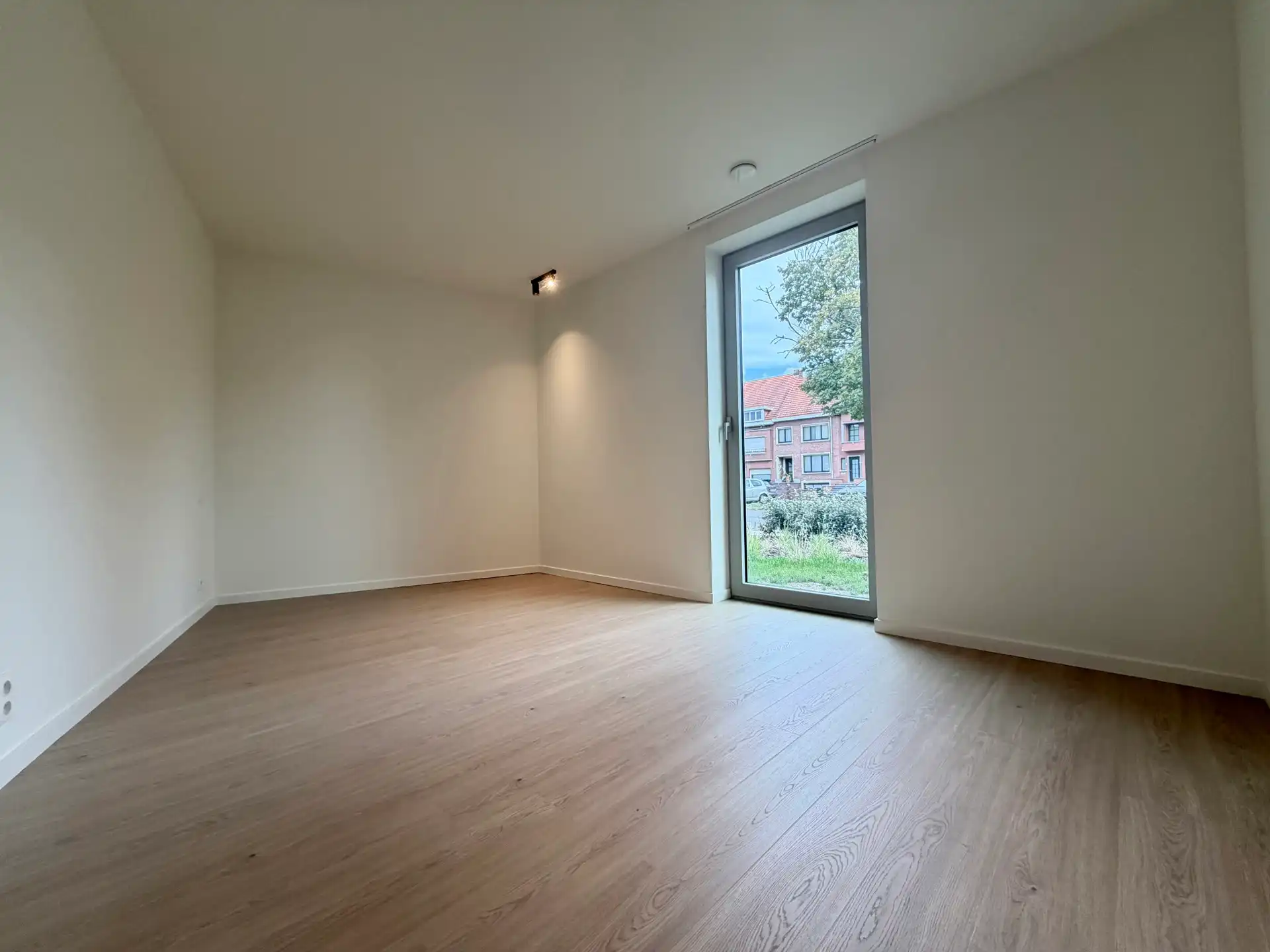 Gelijkvloers BEN-appartement met 3 slaapkamers en parking foto 23