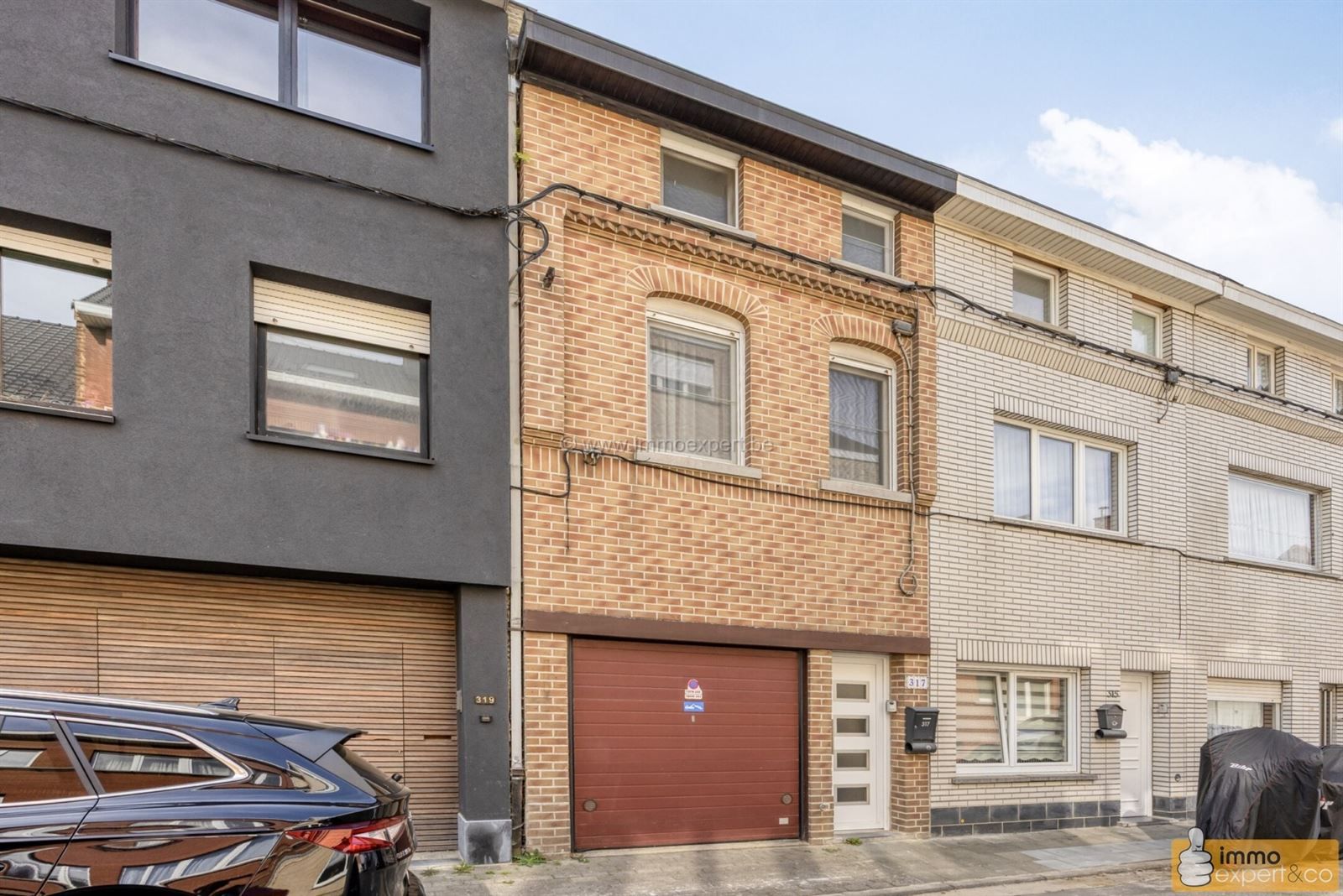 NINOVE: Woning in het centrum met 4 slpks, tuin en garage foto {{pictureIndex}}
