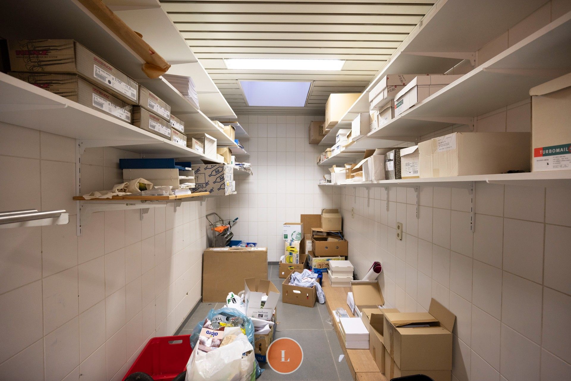 Handelspand met instapklaar zeer ruim duplexappartement. foto 20