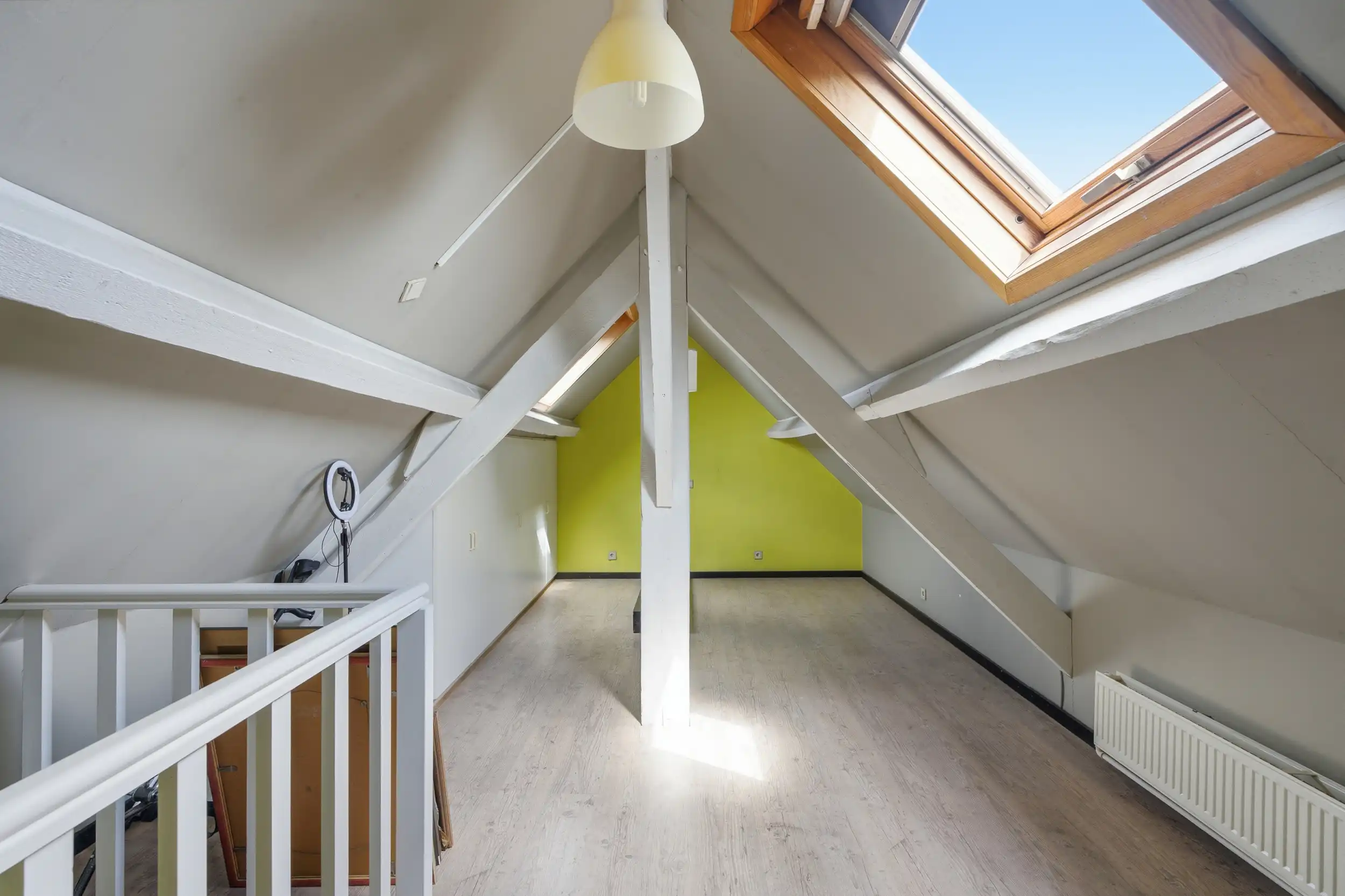 Uniek handelspand met duplex app. en tuin in hartje Wetteren foto 17