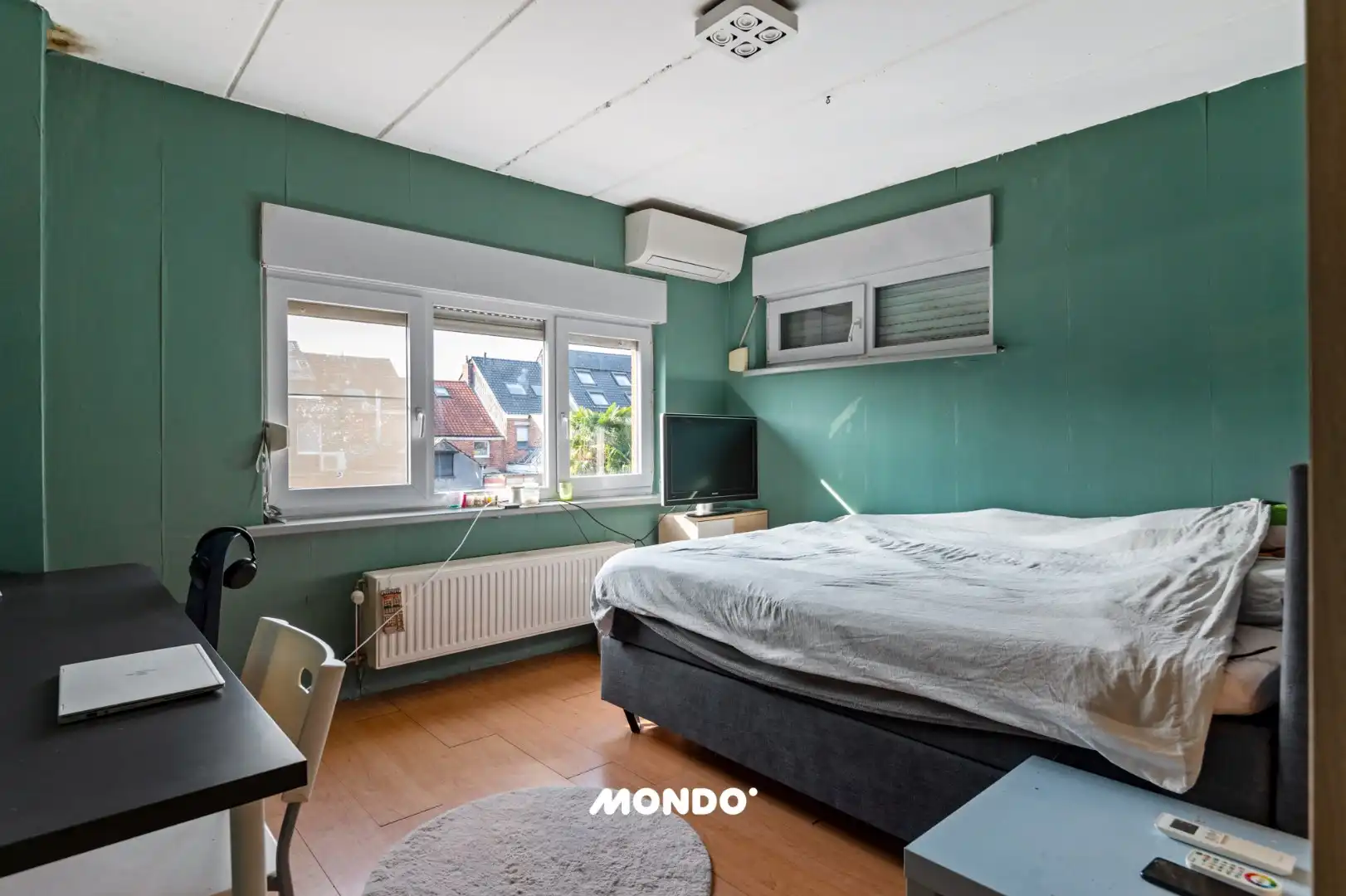 Ruime gezinswoning met 6 slaapkamers, zonnepanelen en zuidgerichte tuin foto 10