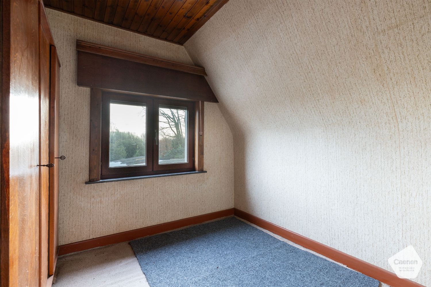 Constructief sterke woning in een residentiële buurt op een perceel van 1035m² foto 10