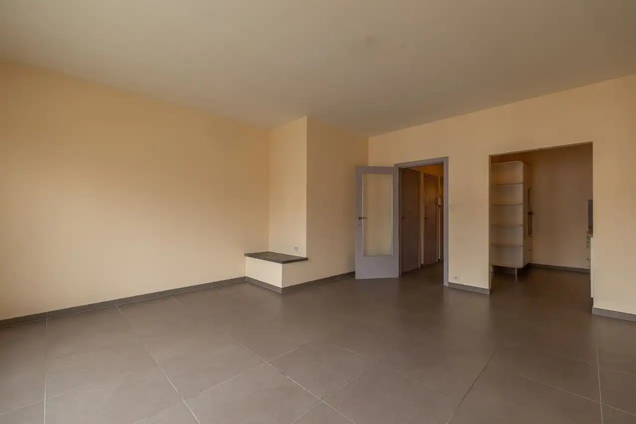 Centraal gelegen, hedendaags, 1 slpk, terras foto 8