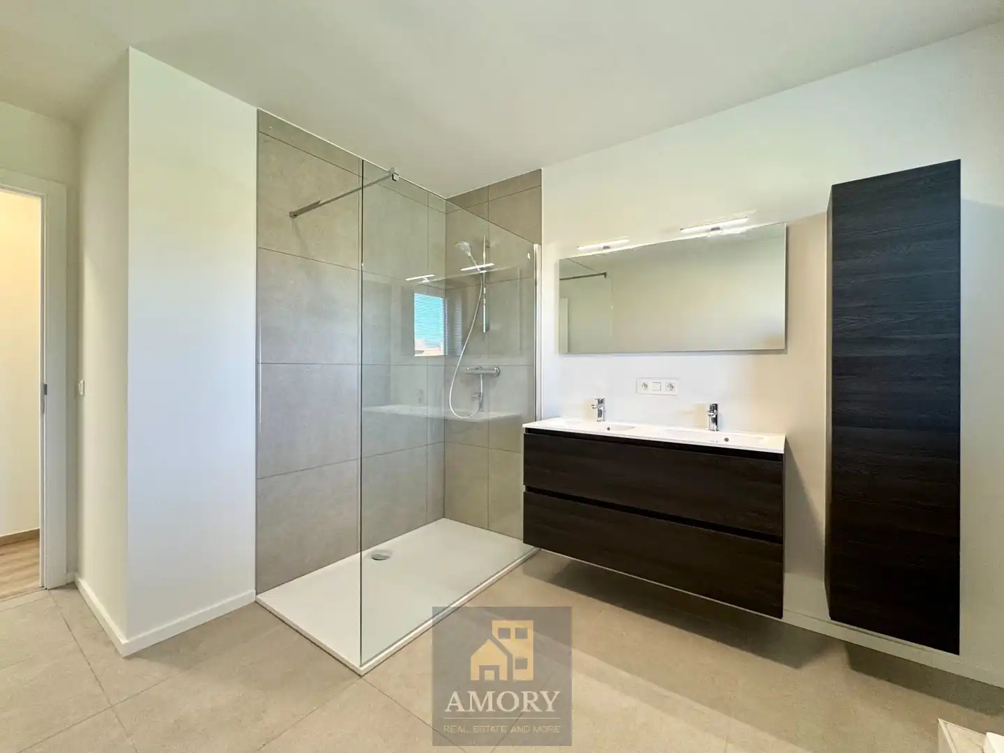 Moderne nieuwbouwwoning met 3 slpk’s en garage foto 15